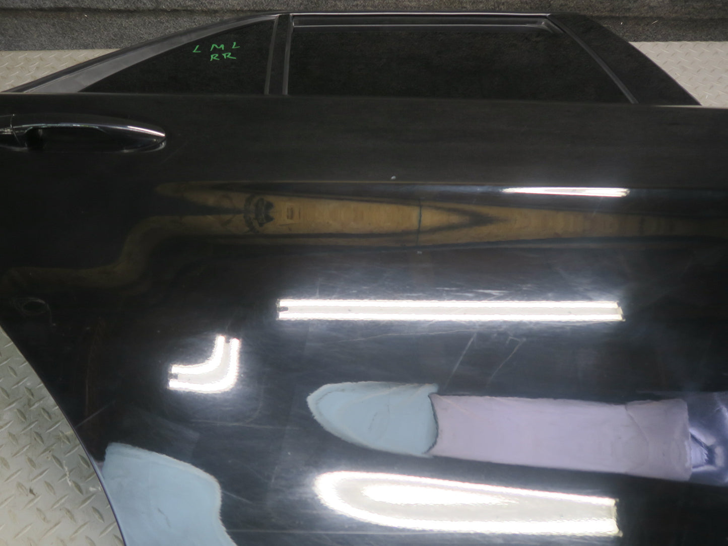 2012-2019 Mercedes W166 GLE ML Rear Right Door Shell Panel w Glass