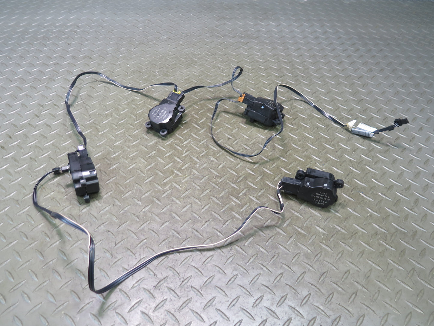05-11 Mercedes R171 Slk-class A/C Heater Flap Door Actuator Motor Wiring Set OEM