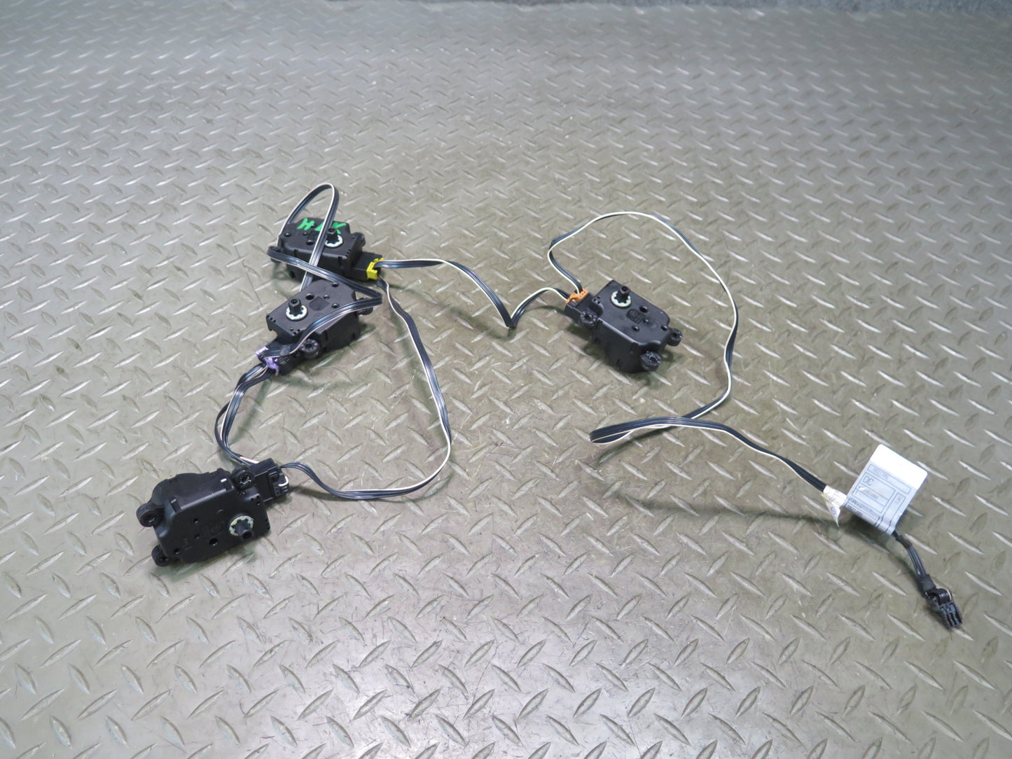 05-11 Mercedes R171 Slk-class A/C Heater Flap Door Actuator Motor Wiring Set OEM