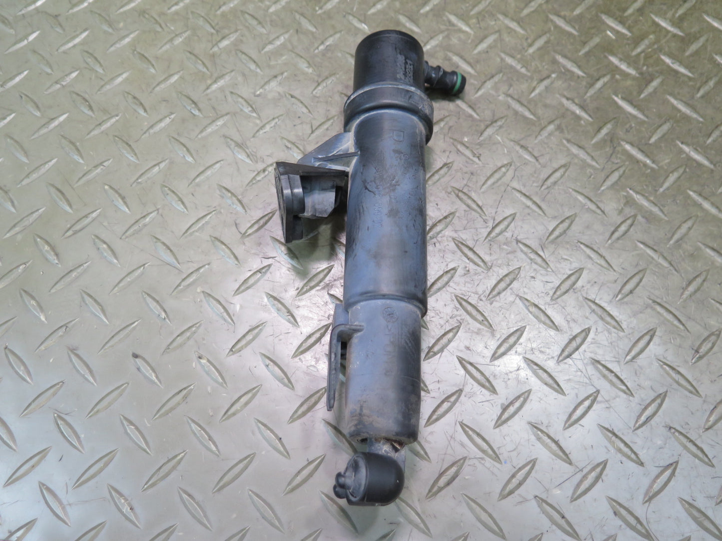 05-11 Mercedes R171 SLK Set of 2 Front Headlight Washer Nozzle Spray JET OEM