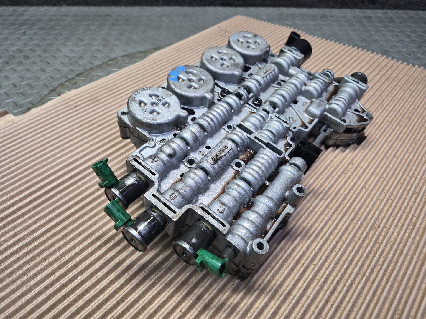 04-06 BMW E46 330ci M54 A5S 390R A/T Transmission Valve Body Mechatronic OEM