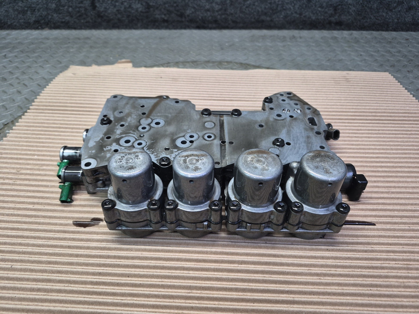 04-06 BMW E46 330ci M54 A5S 390R A/T Transmission Valve Body Mechatronic OEM