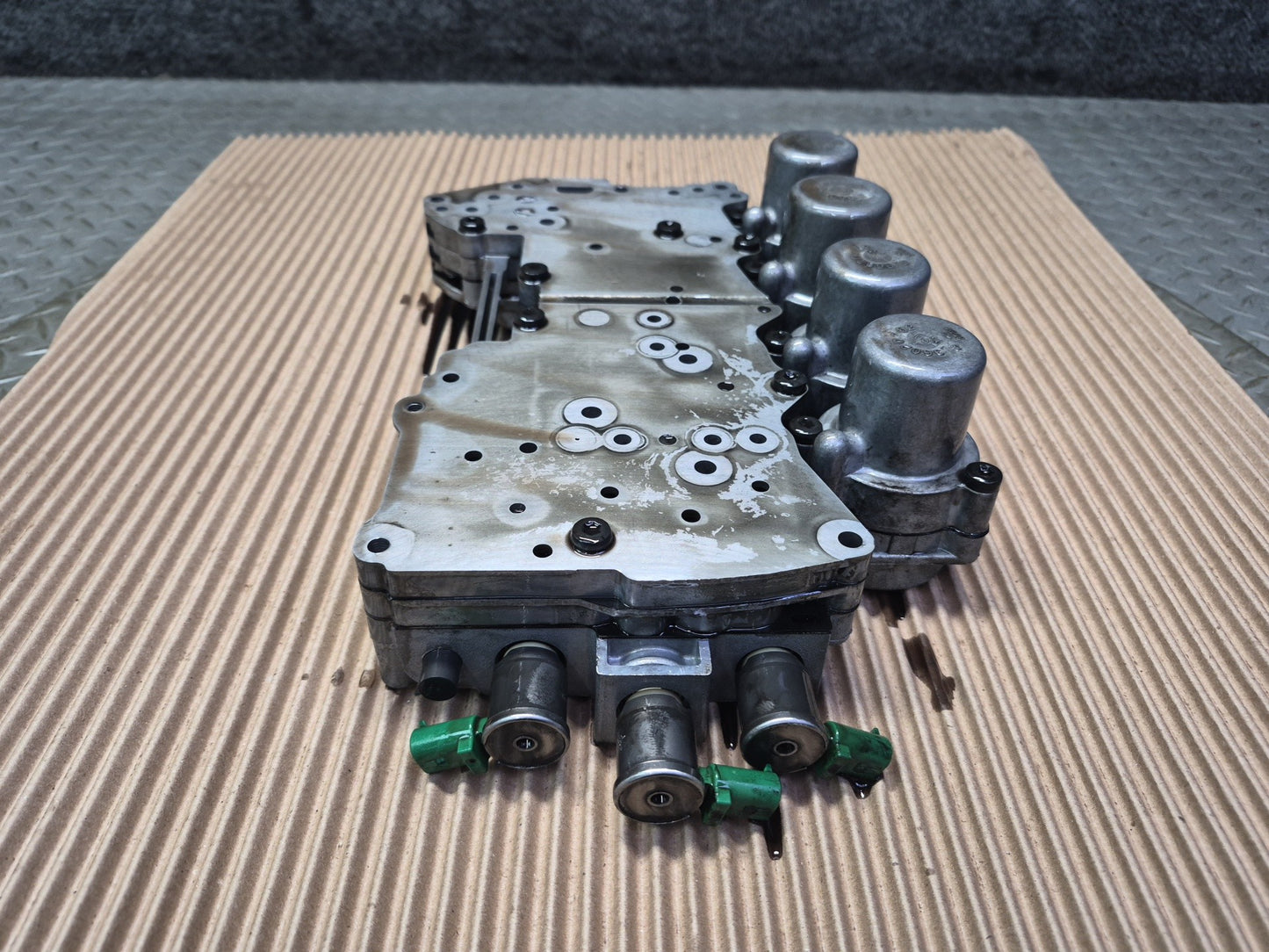 04-06 BMW E46 330ci M54 A5S 390R A/T Transmission Valve Body Mechatronic OEM