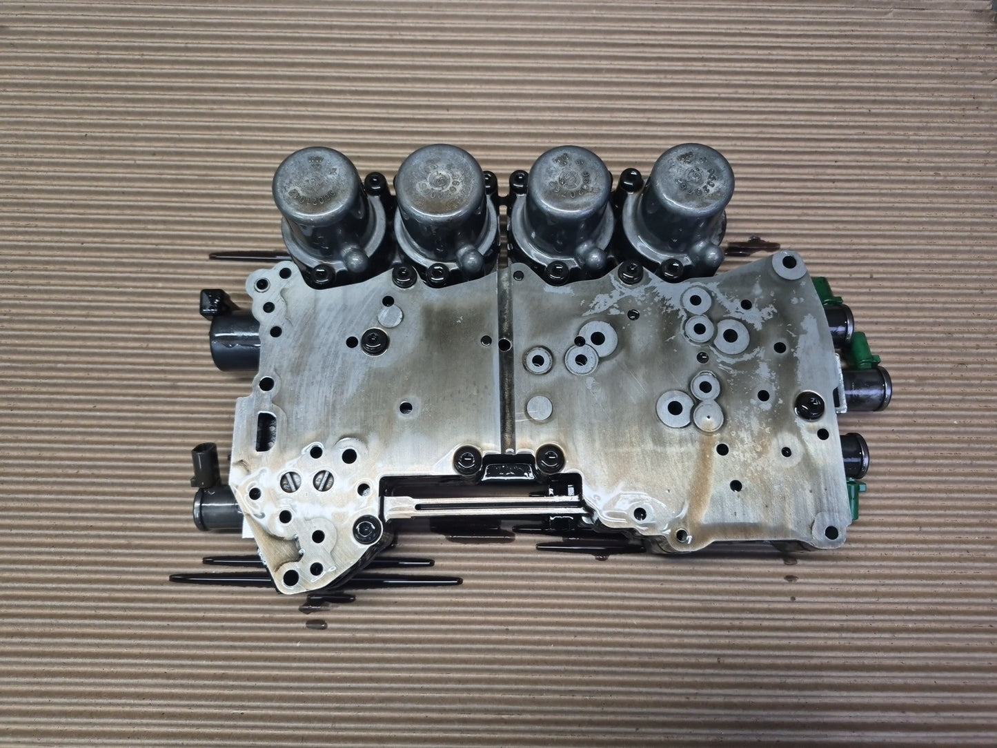 04-06 BMW E46 330ci M54 A5S 390R A/T Transmission Valve Body Mechatronic OEM