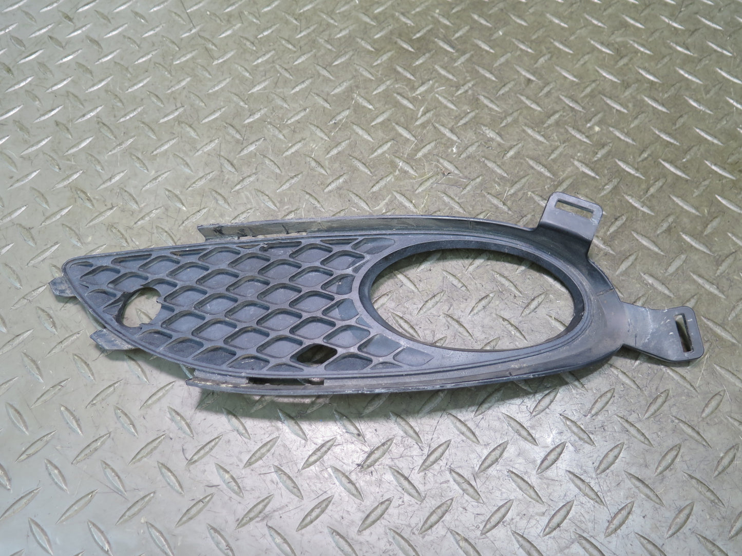 05-08 Mercedes R171 Slk-class Set of 2 Front  Bumper Fog Light Insert Grille OEM