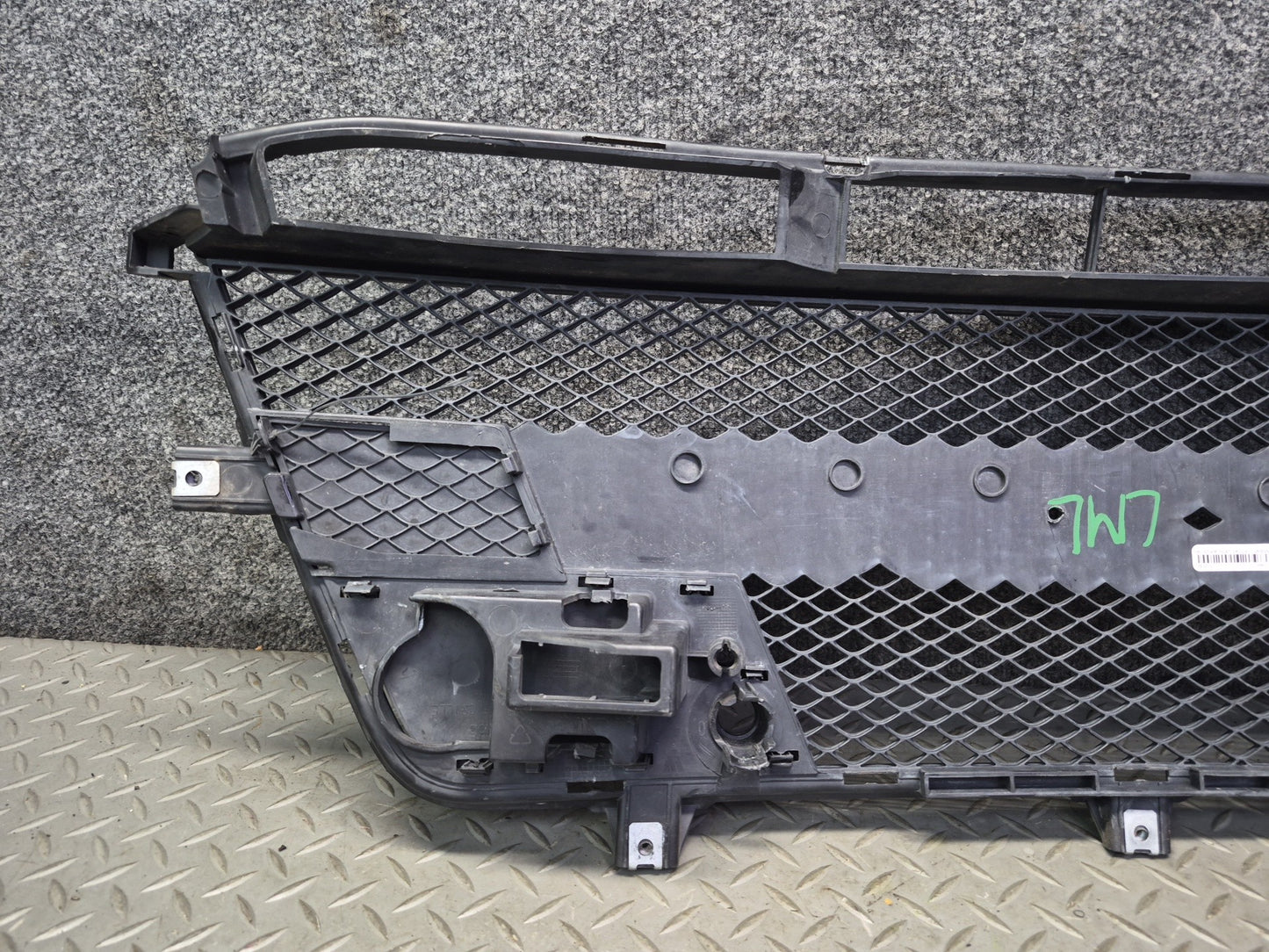 2012-2015 Mercedes W166 ML63 AMG Front Bumper Lower Center Insert Grille