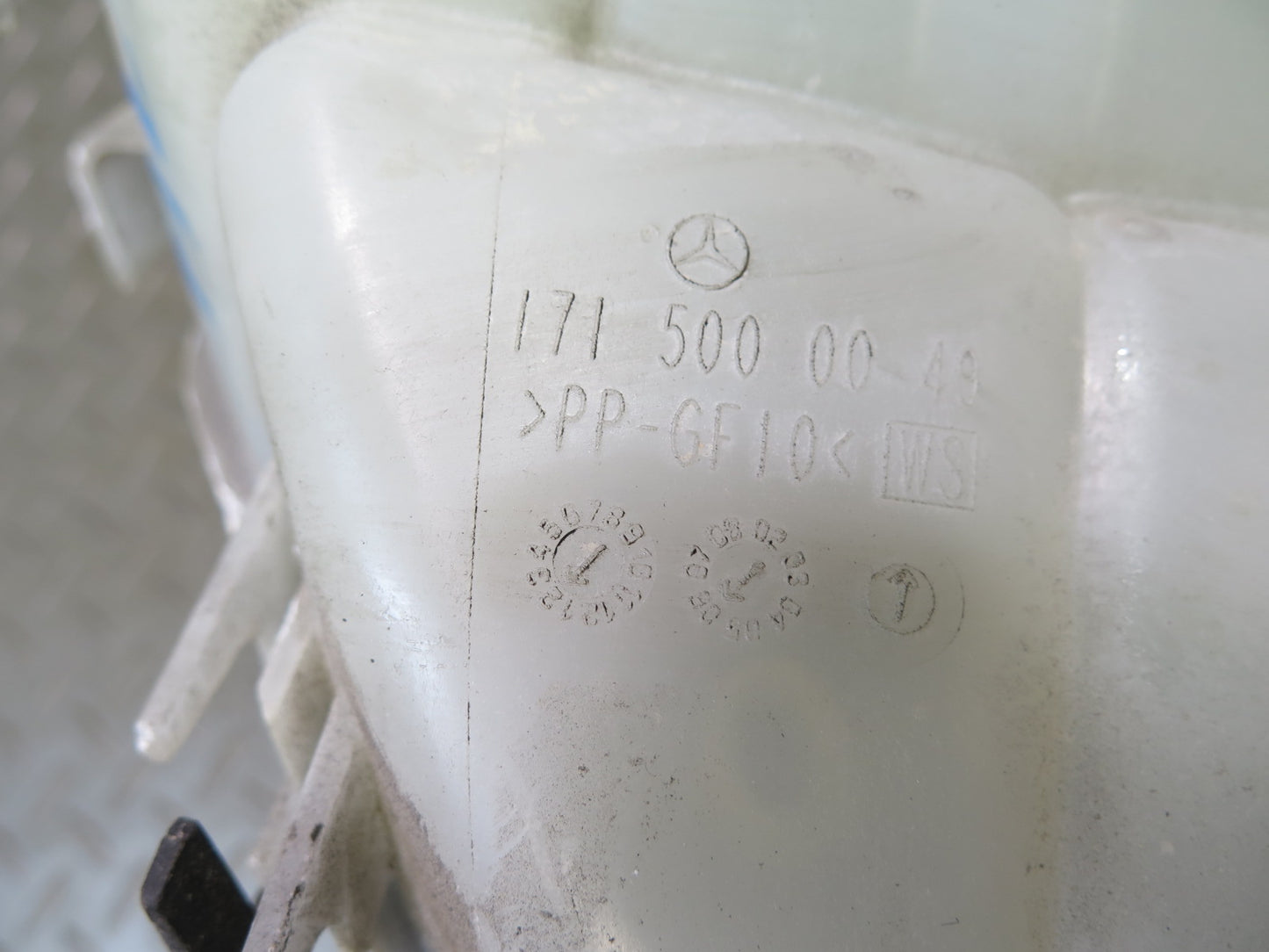 05-11 Mercedes R171 SLK Engine Coolant Expansion Overflow Reservoir Tank OEM