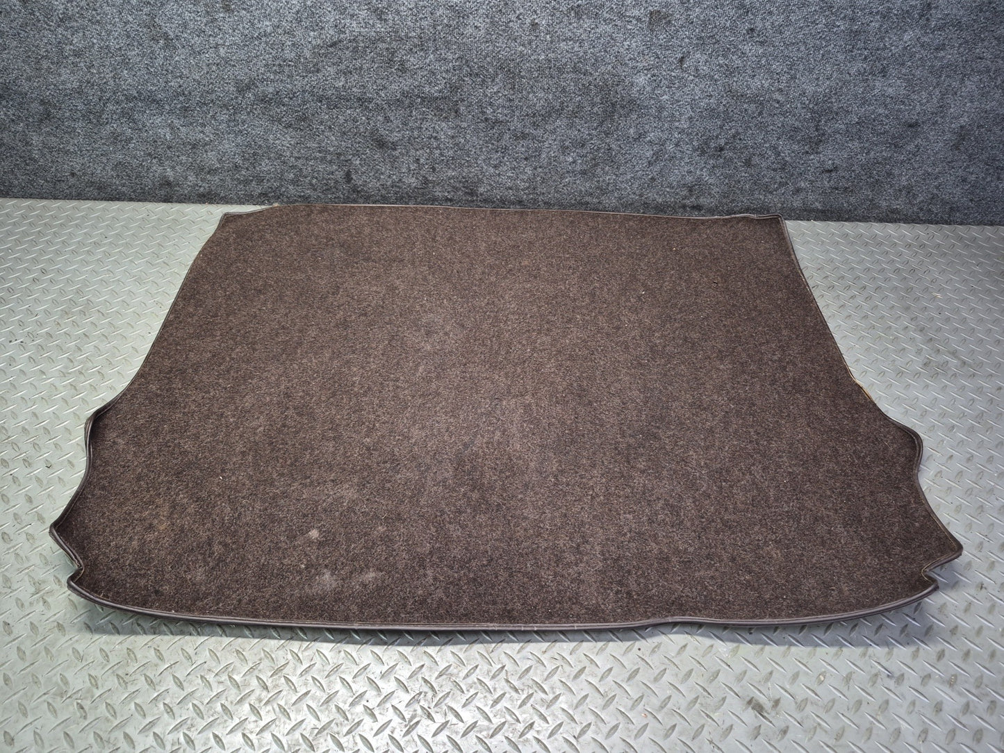 86-91 Mercedes W126 560SEL Sedan Rear Trunk Floor MAT Carpet Cover Brown Damaged
