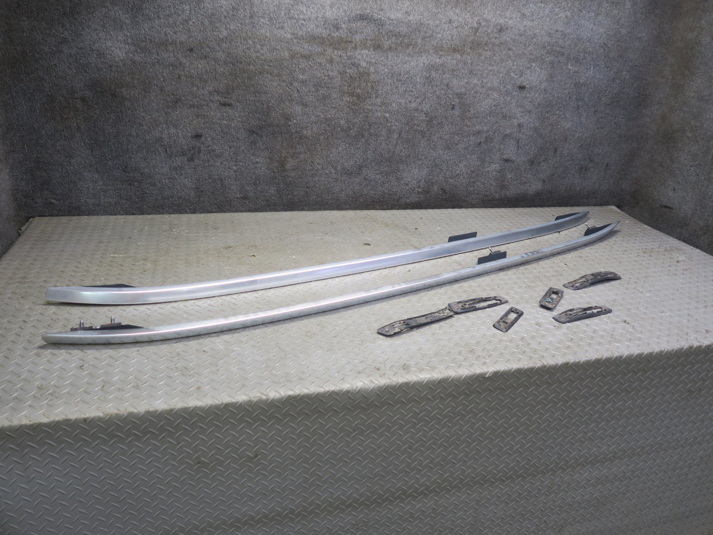 2012-2015 Mercedes W166 Ml-class Set of 2 Left & Right Roof Rack Rail OEM