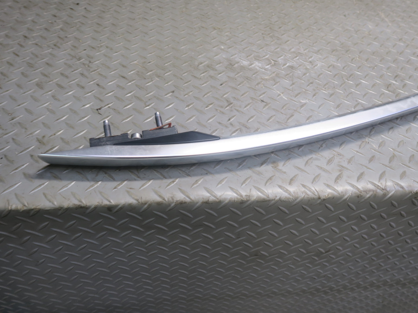 2012-2015 Mercedes W166 Ml-class Set of 2 Left & Right Roof Rack Rail OEM