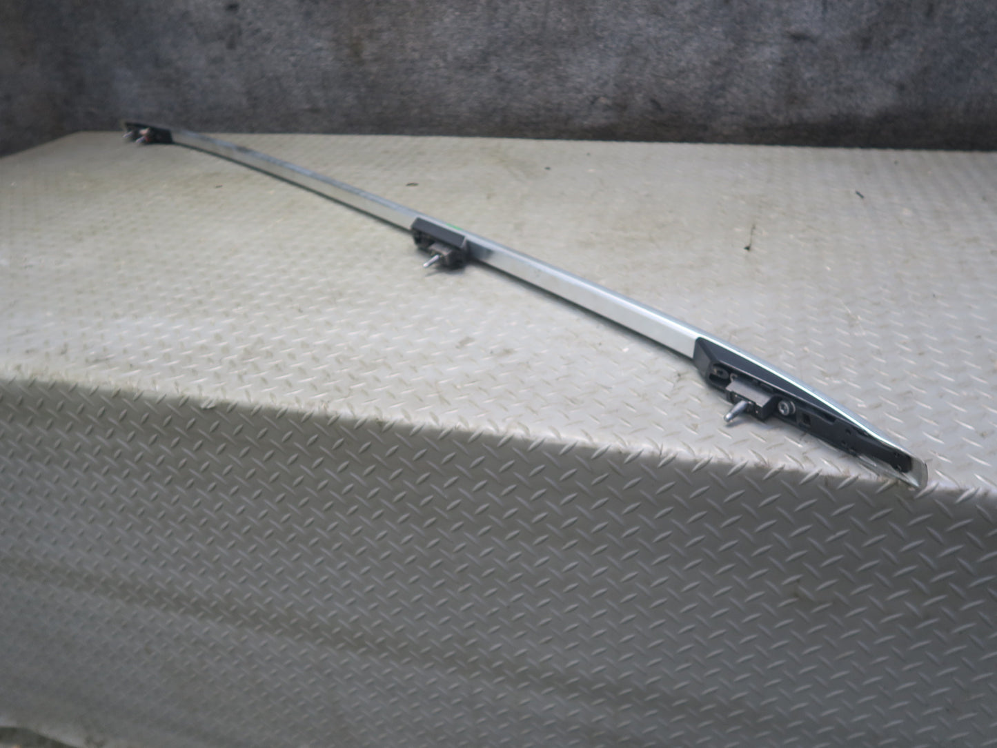 2012-2015 Mercedes W166 Ml-class Set of 2 Left & Right Roof Rack Rail OEM