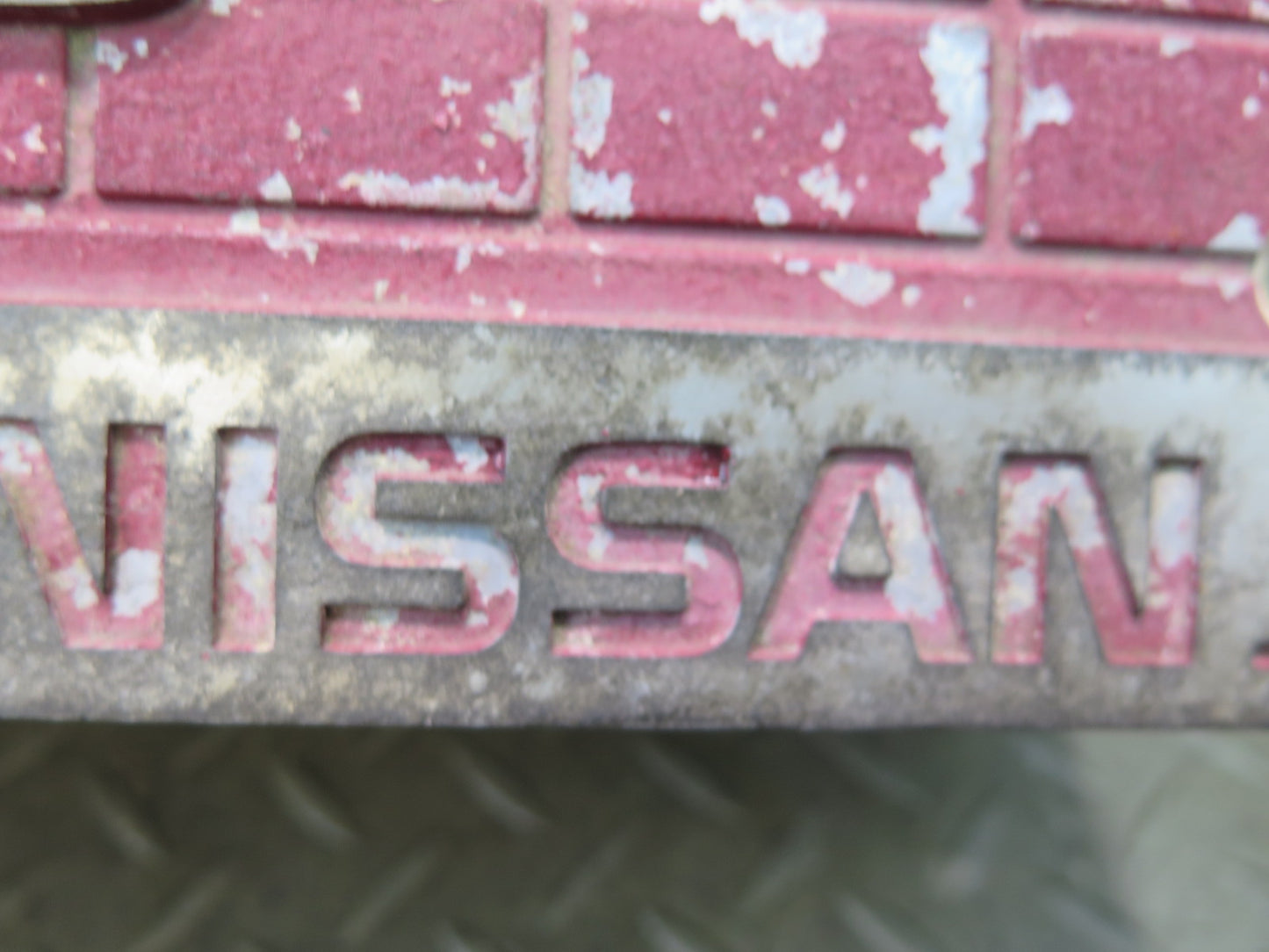 84-86 Nissan Z31 300ZX VG30E NON Turbo Engine Plate Cover w Mount Set OEM