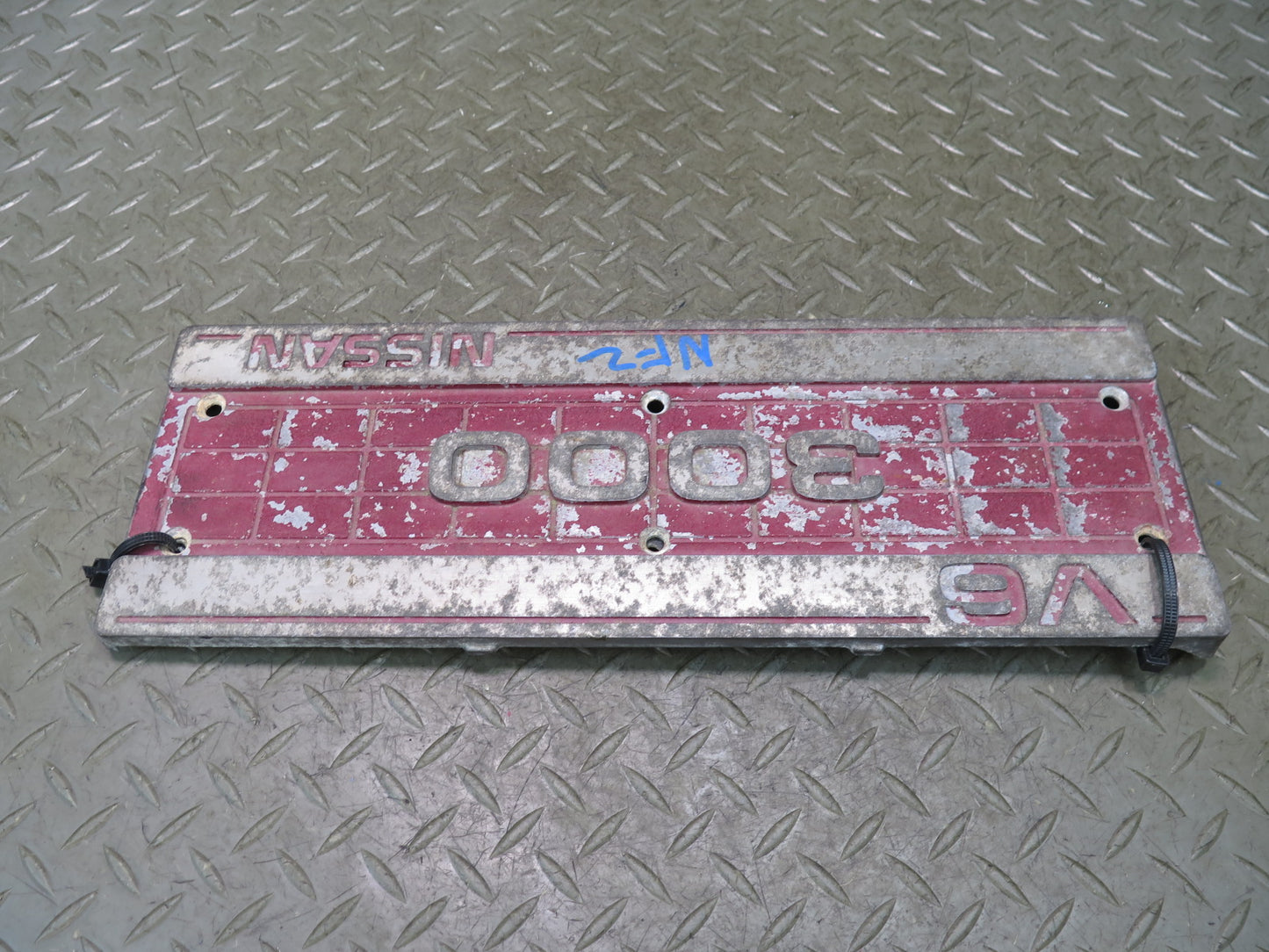 84-86 Nissan Z31 300ZX VG30E NON Turbo Engine Plate Cover w Mount Set OEM