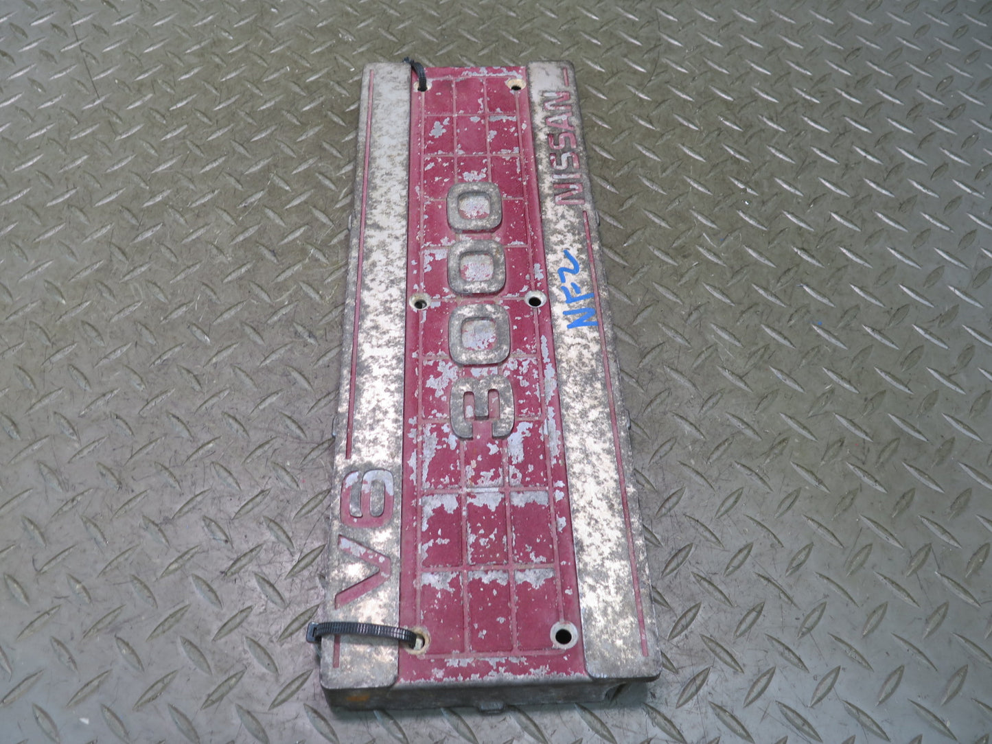 84-86 Nissan Z31 300ZX VG30E NON Turbo Engine Plate Cover w Mount Set OEM