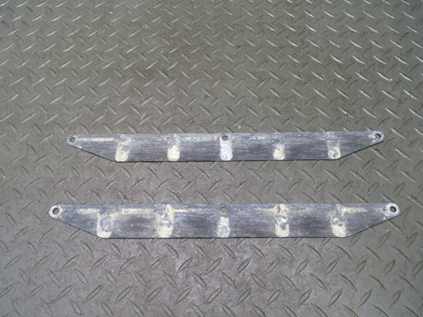 84-86 Nissan Z31 300ZX VG30E NON Turbo Engine Plate Cover w Mount Set OEM