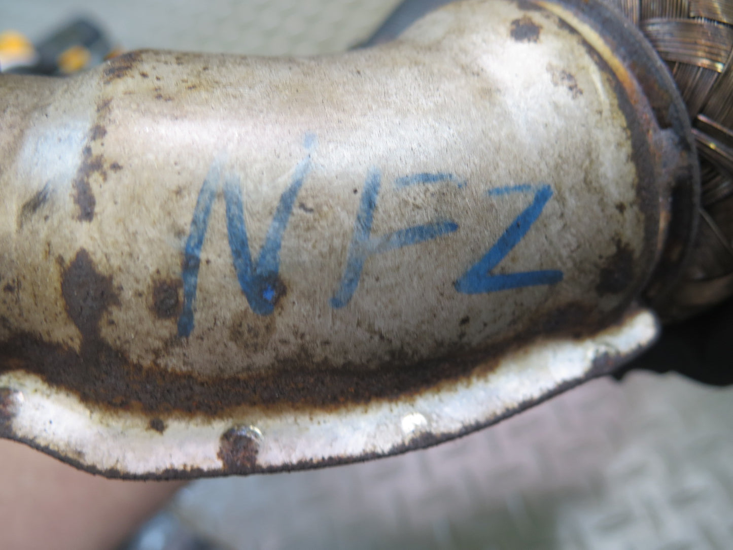 84-89 Nissan Z31 300ZX VG30E NON Turbo Exhaust Manifold Crossover Flex Pipe OEM