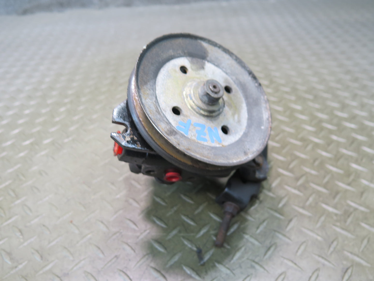 84-86 Nissan Z31 300ZX NA Power Steering Pump w Pulley OEM
