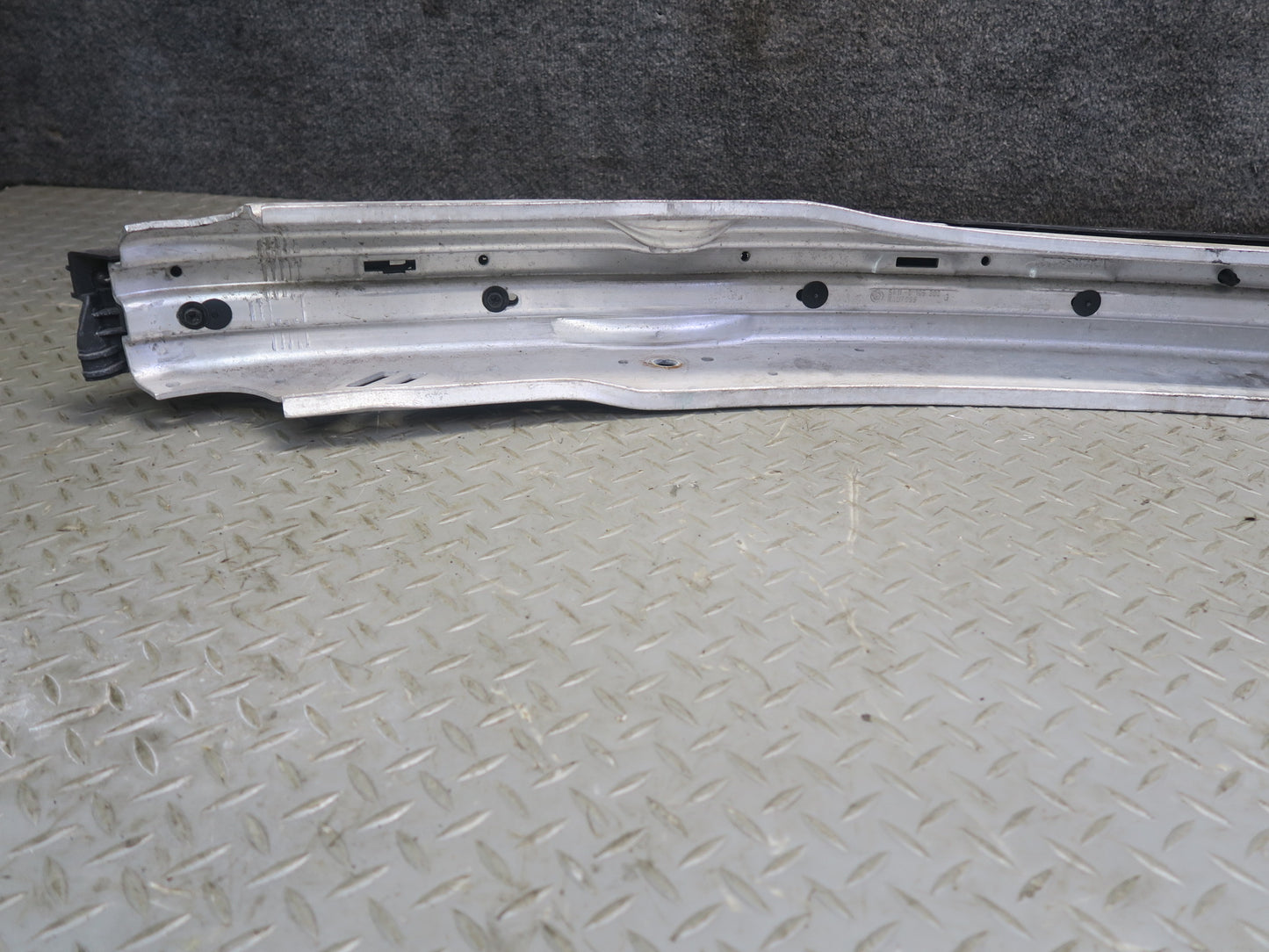 01-06 BMW E46 330ci Front Bumper Impact Reinforcement Bar 8195300 OEM