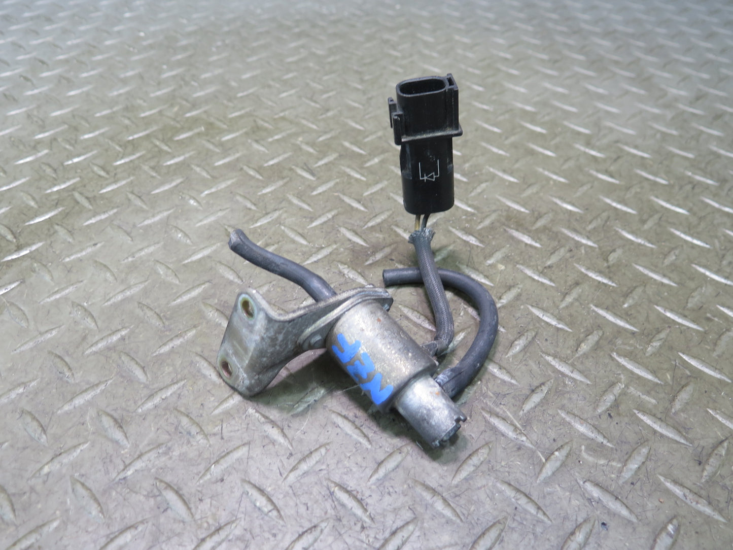 84-86 Nissan Z31 300ZX NON Turbo Vacuum Valve Solenoid GV126-117A