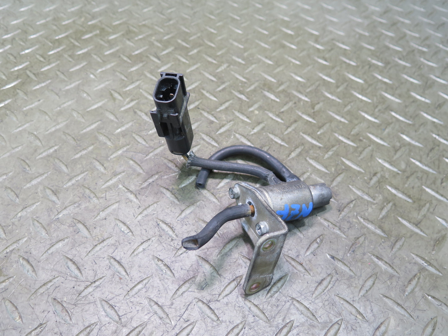 84-86 Nissan Z31 300ZX NON Turbo Vacuum Valve Solenoid GV126-117A