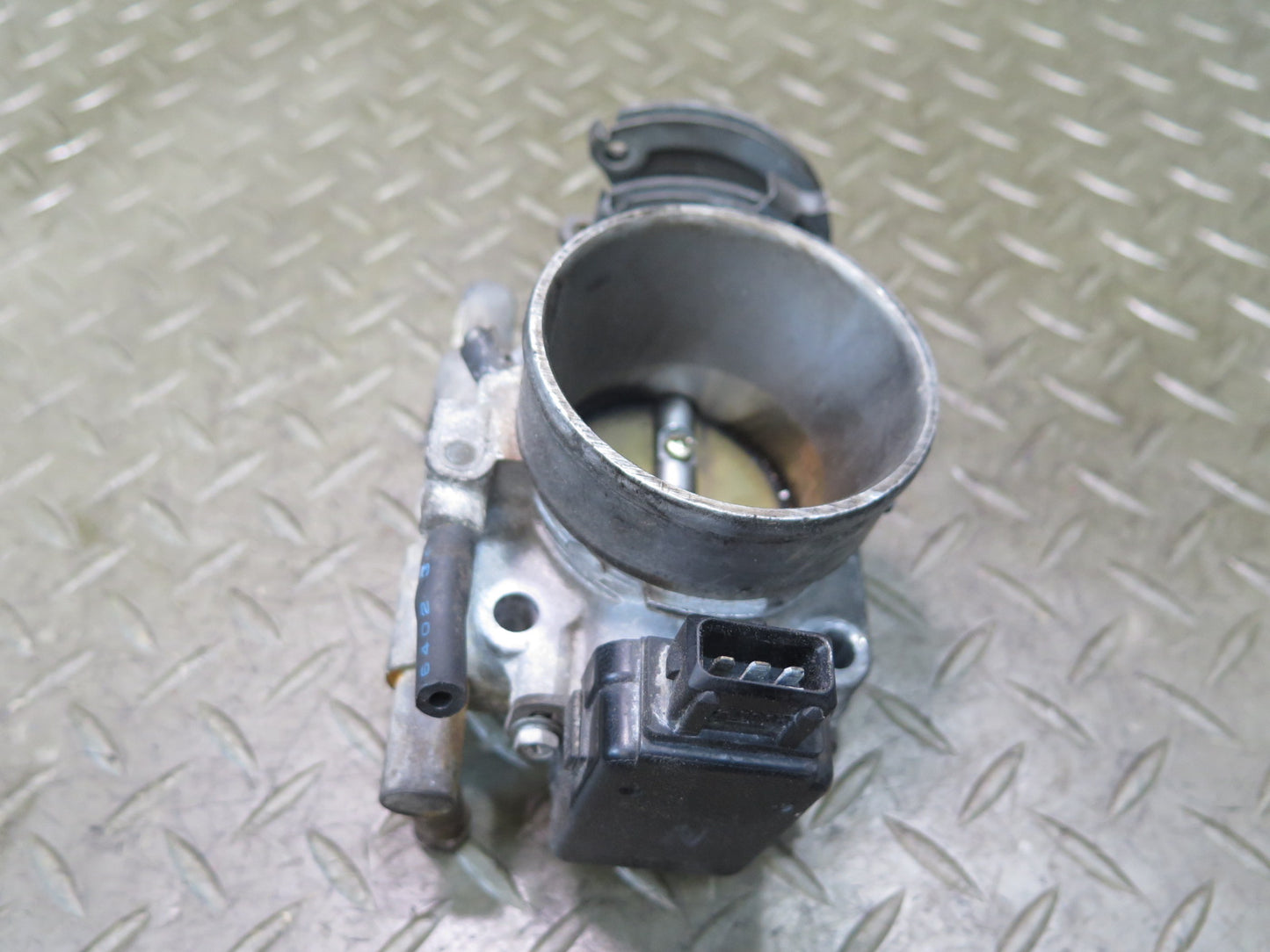 84-86 Nissan Z31 300ZX 3.0L VG30E NON Turbo Engine Throttle Body OEM
