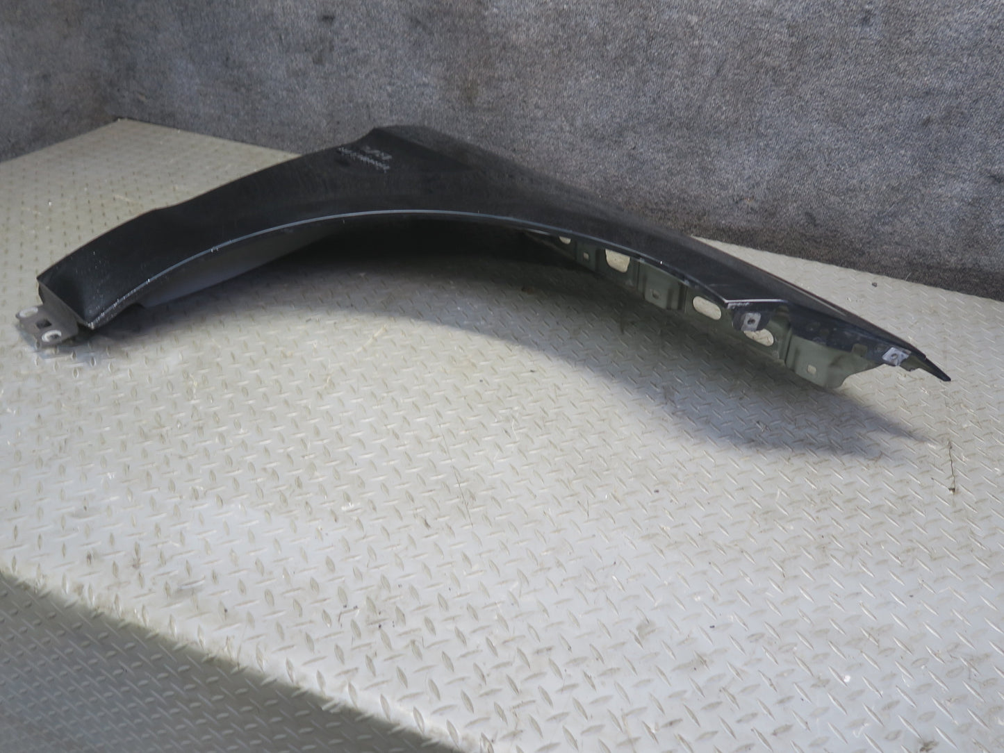 2012-2015 Mercedes W166 ML63 AMG Front Right Fender Shell Panel Black OEM