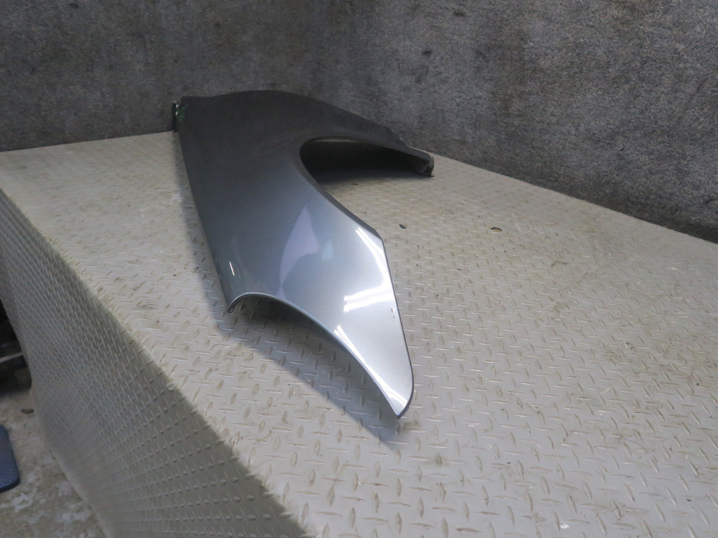 05-11 Mercedes R171 Slk-class Front Left Fender Shell Panel Graphite OEM