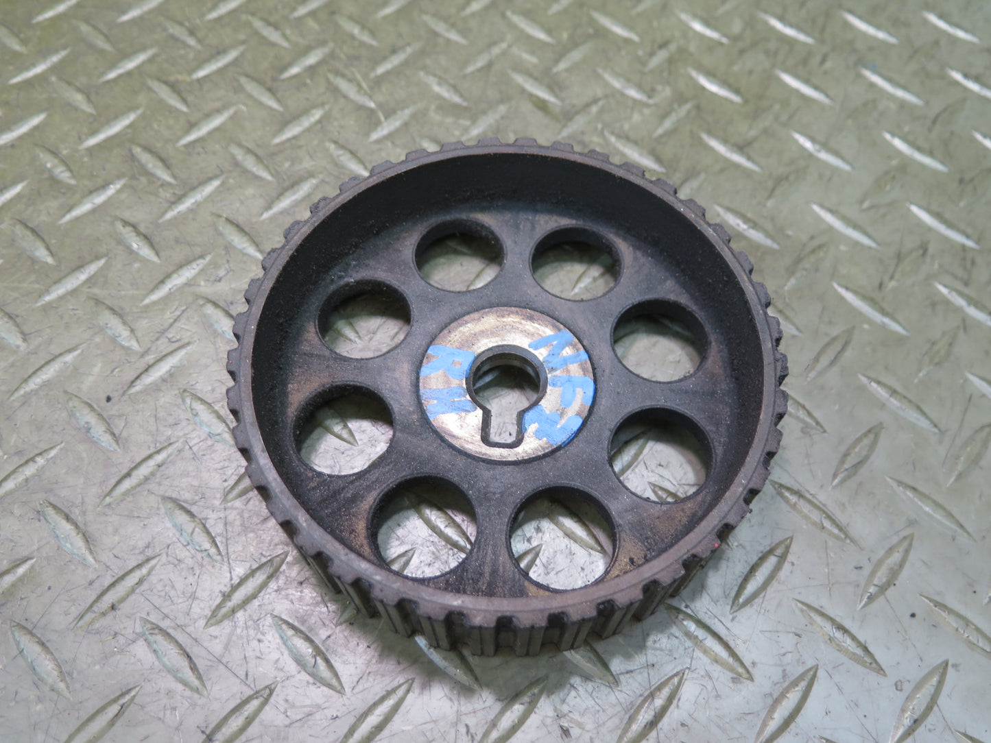 84-86 Nissan Z31 300ZX NA Set of 2 Engine Camshaft Gear Sprocket OEM