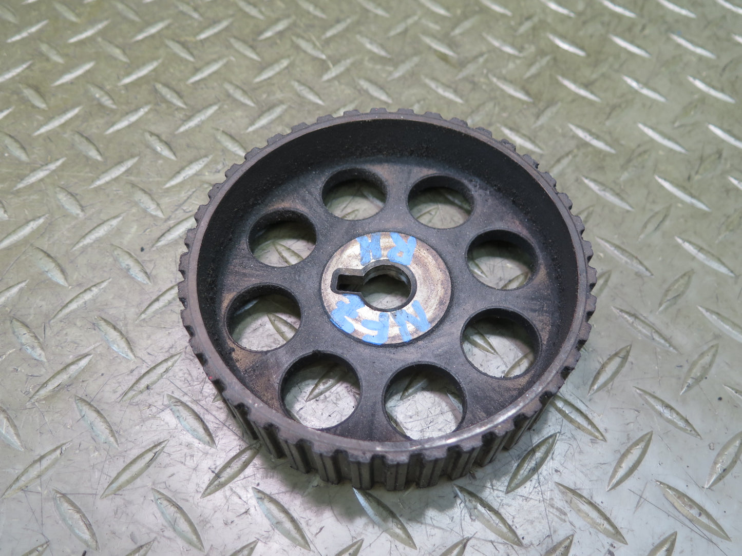 84-86 Nissan Z31 300ZX NA Set of 2 Engine Camshaft Gear Sprocket OEM