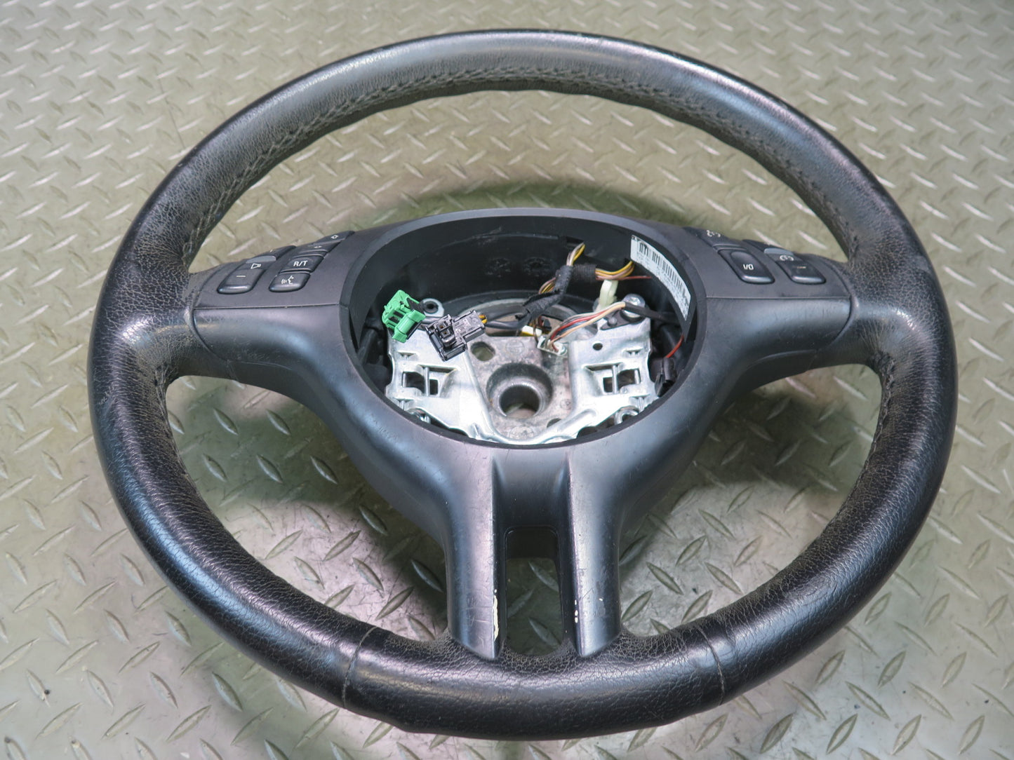 01-06 BMW E46 330ci 3-SPOKE Leather Sport Steering w Controls Black OEM