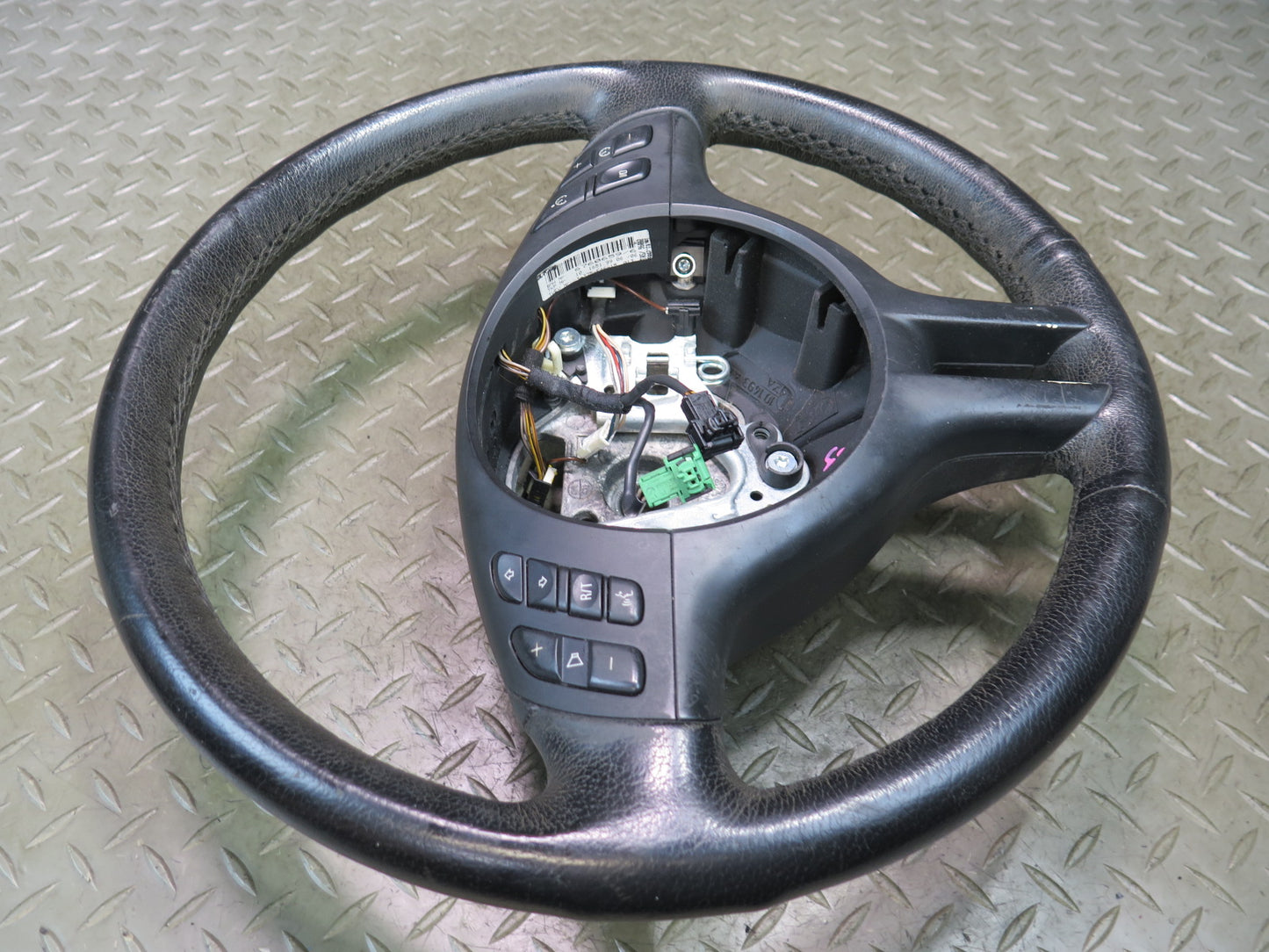 01-06 BMW E46 330ci 3-SPOKE Leather Sport Steering w Controls Black OEM