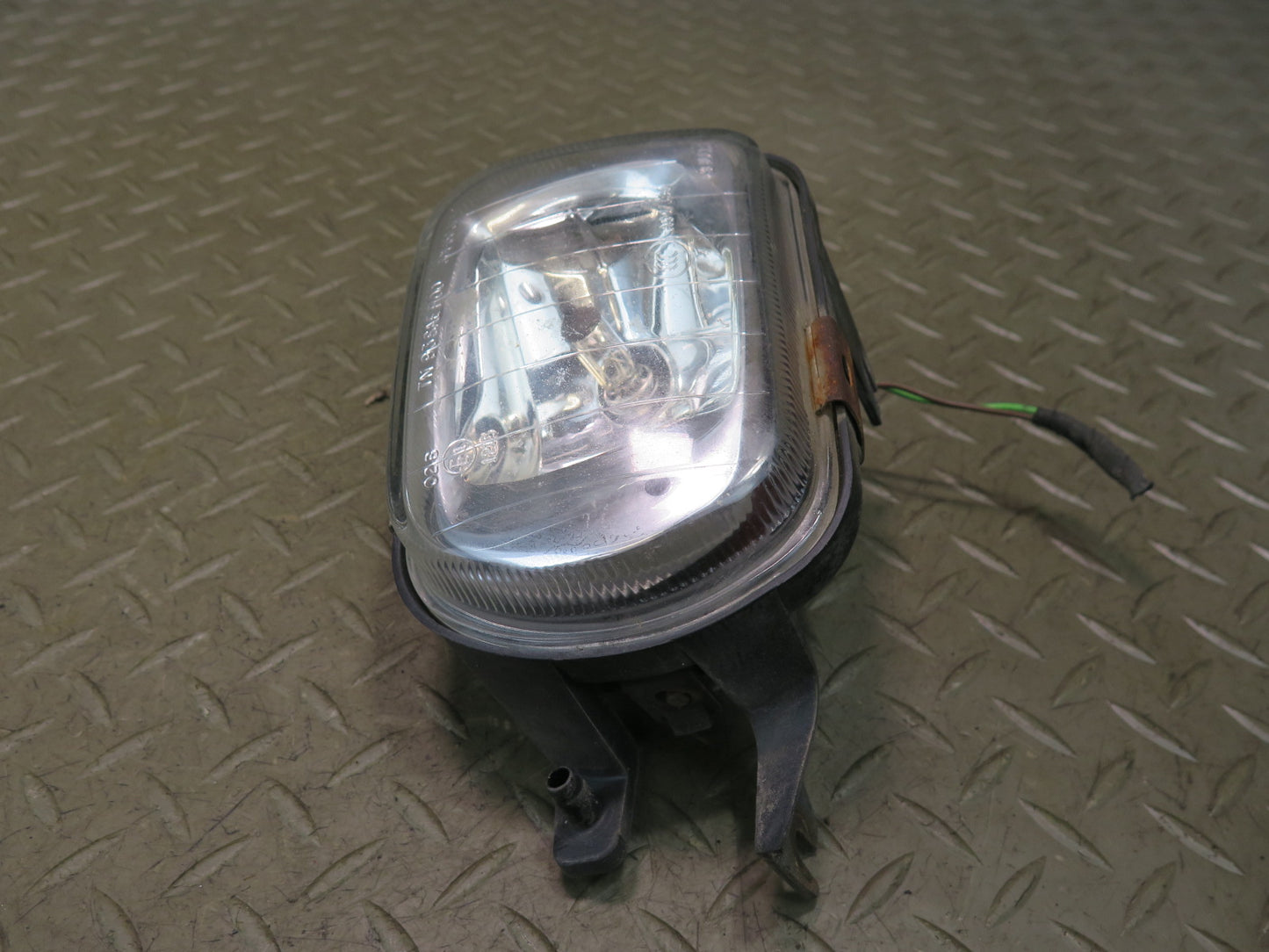 05-08 Mercedes R171 Slk-class Set of 2 Front Left & Right Fog Light Lamp OEM