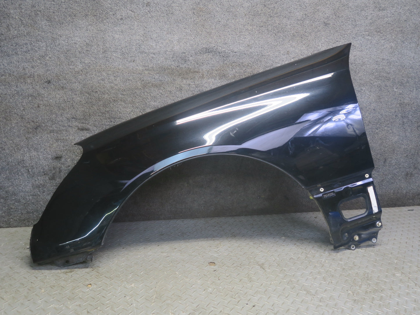 01-03 Lexus UCF30L LS430 Front Left Fender Shell Panel Cover Black OEM