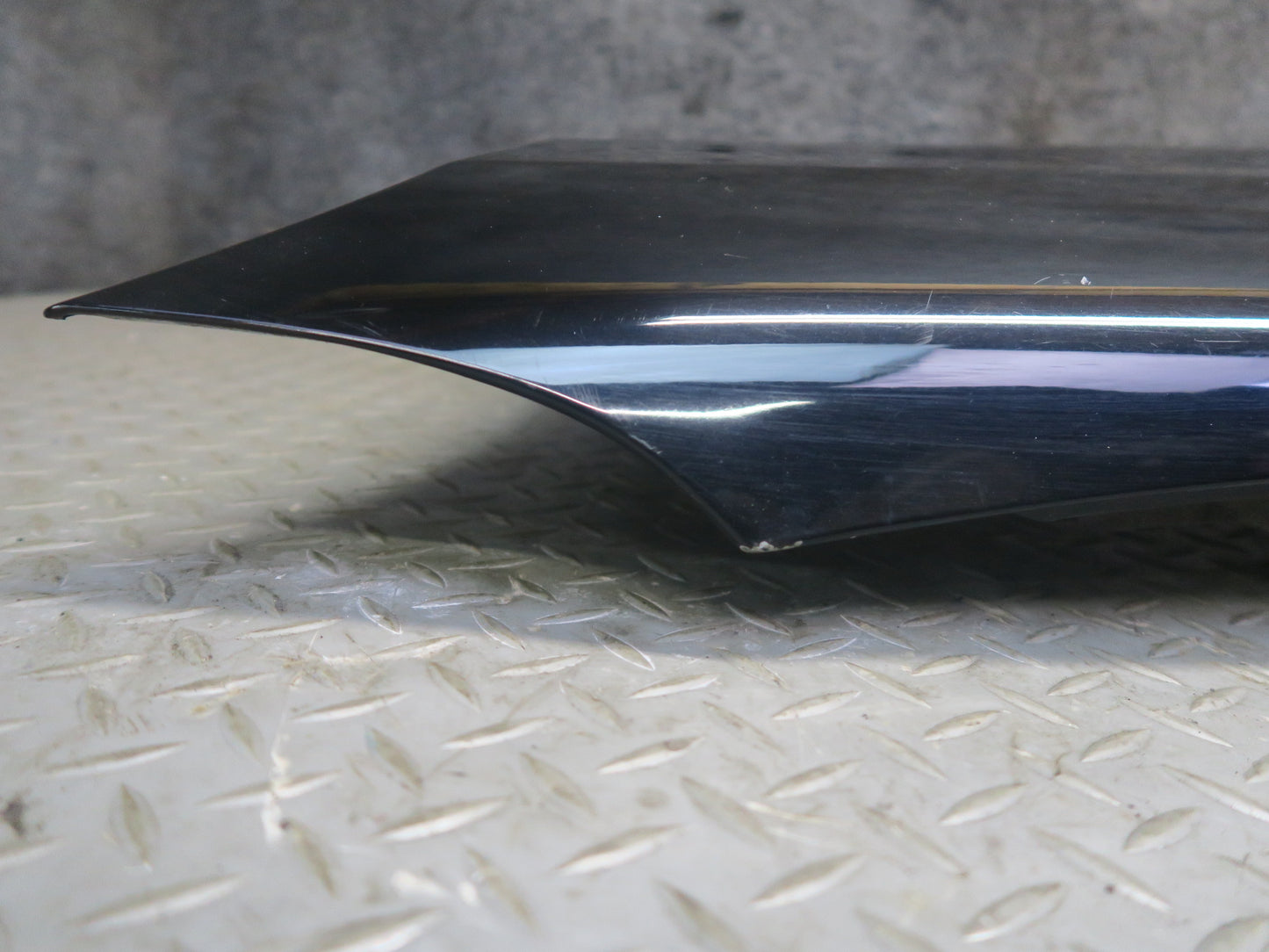 01-03 Lexus UCF30L LS430 Front Left Fender Shell Panel Cover Black OEM