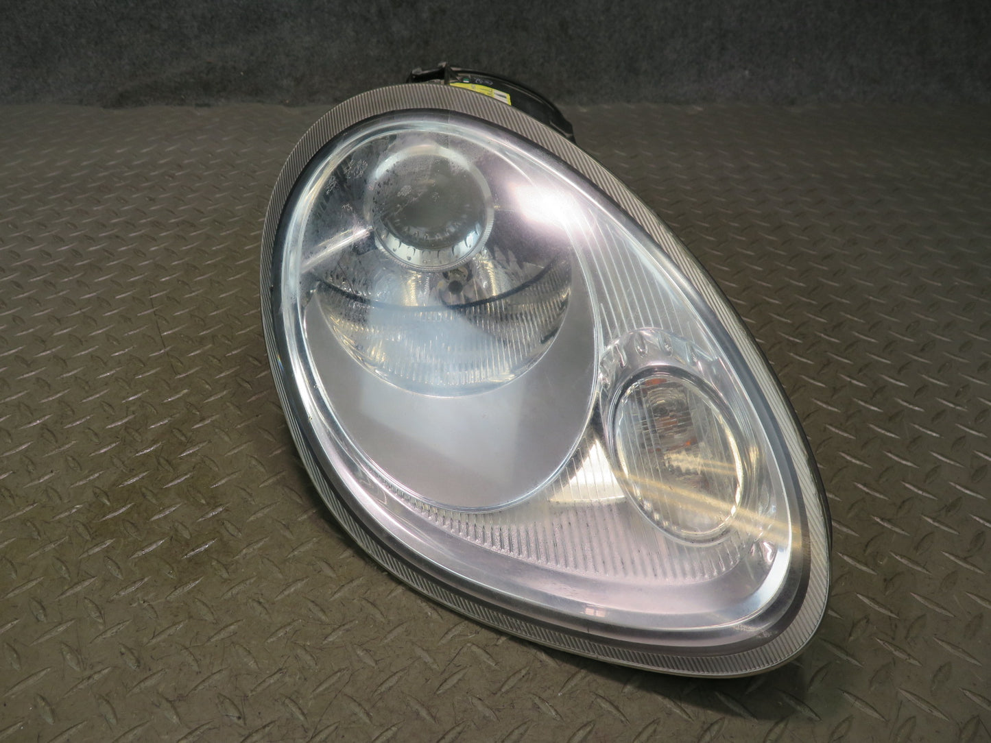 2005-2008 Porsche Boxster 987 Front Right Pass Side Xenon Headlight Lamp