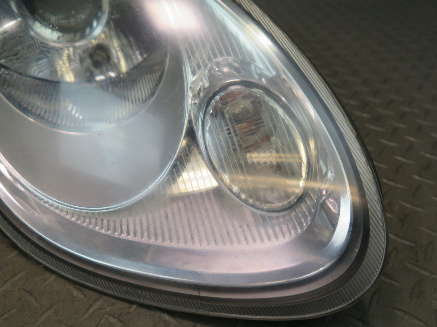 2005-2008 Porsche Boxster 987 Front Right Pass Side Xenon Headlight Lamp