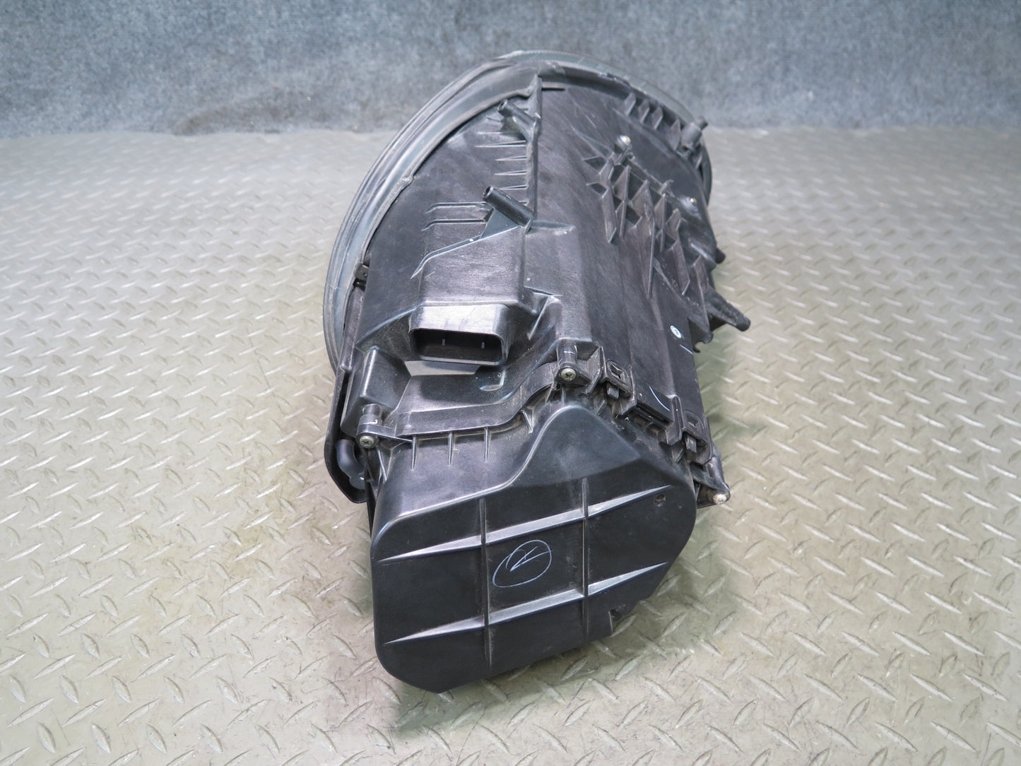 2005-2008 Porsche Boxster 987 Front Right Pass Side Xenon Headlight Lamp