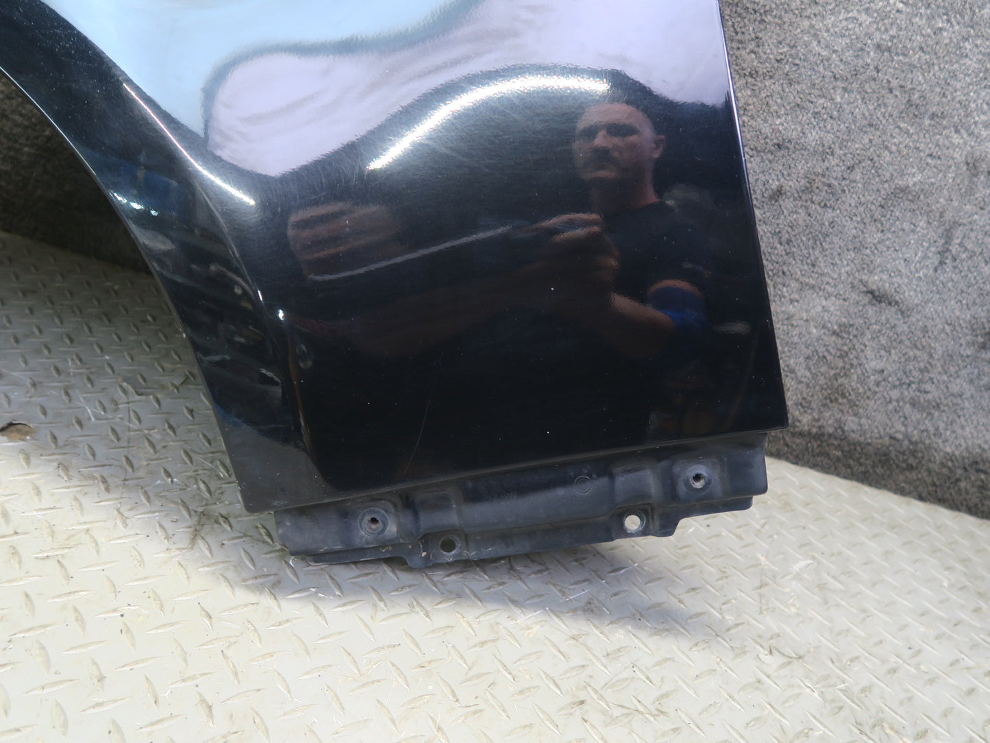 06-07 Nissan Z33 350Z Convertible Front Left Fender Shell Cover Panel Black OEM