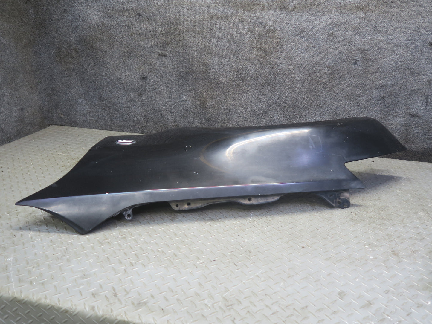 06-07 Nissan Z33 350Z Convertible Front Left Fender Shell Cover Panel Black OEM