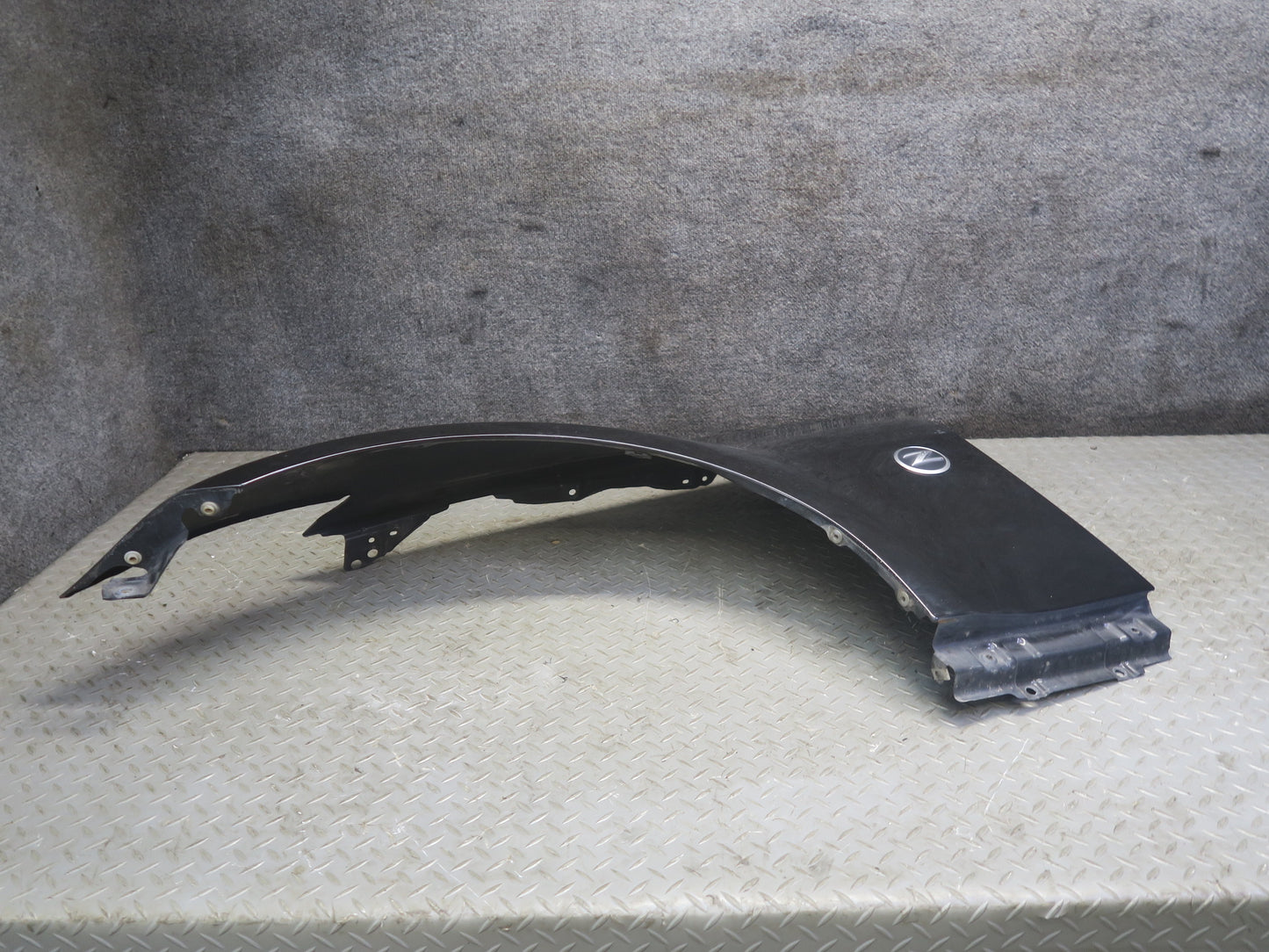 06-07 Nissan Z33 350Z Convertible Front Left Fender Shell Cover Panel Black OEM