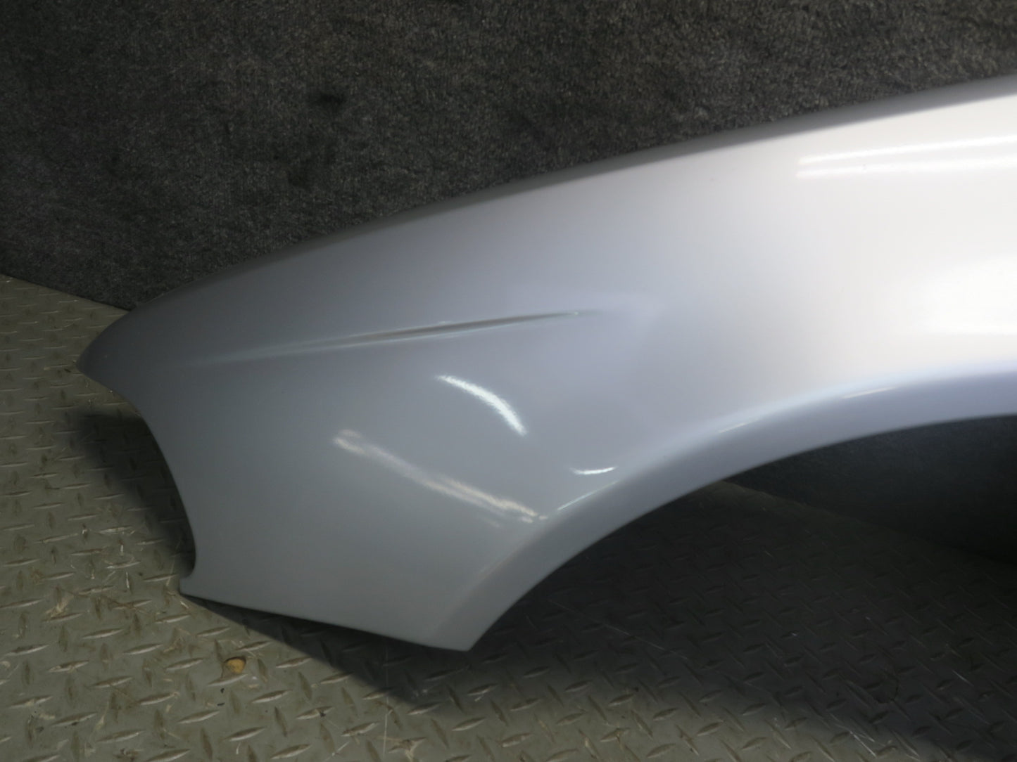 97-03 BMW E39 540i Front Left Fender Sheel Cover Panel Arctic Silver OEM
