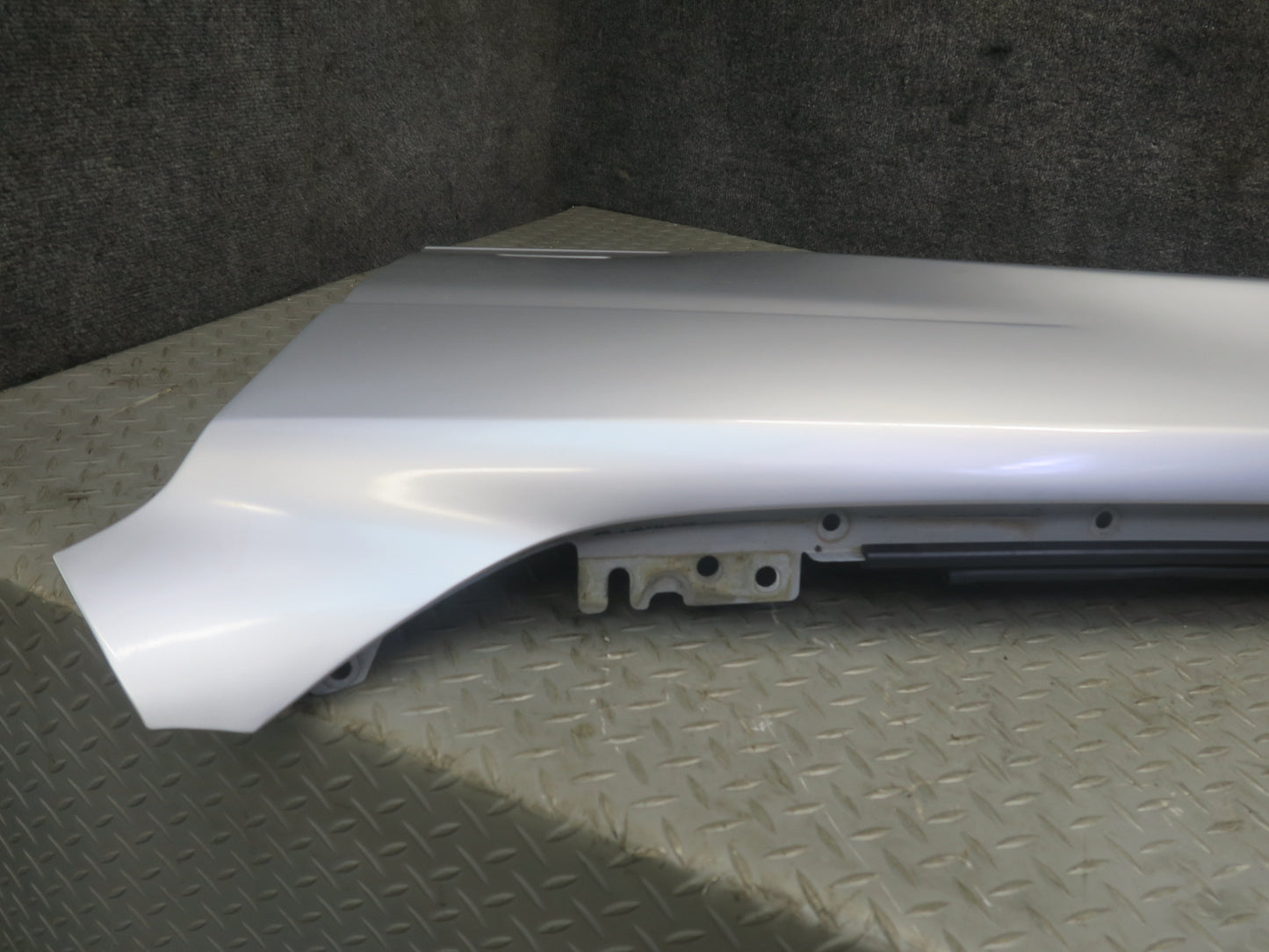 97-03 BMW E39 540i Front Left Fender Sheel Cover Panel Arctic Silver OEM