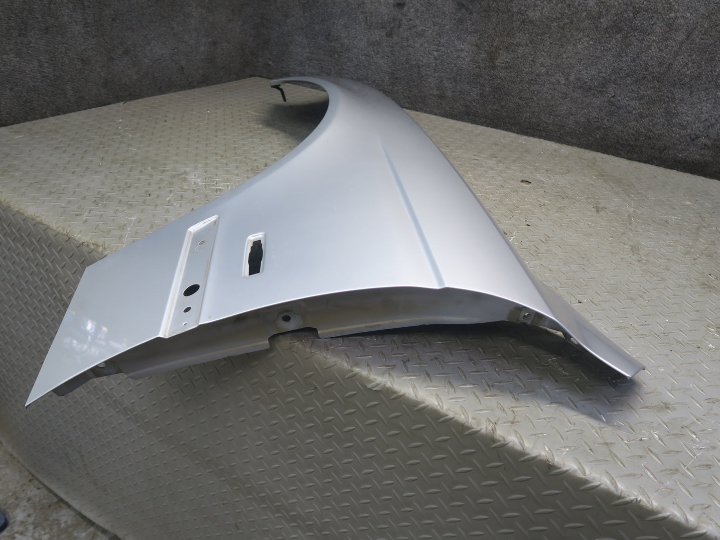 97-03 BMW E39 540i Front Left Fender Sheel Cover Panel Arctic Silver OEM