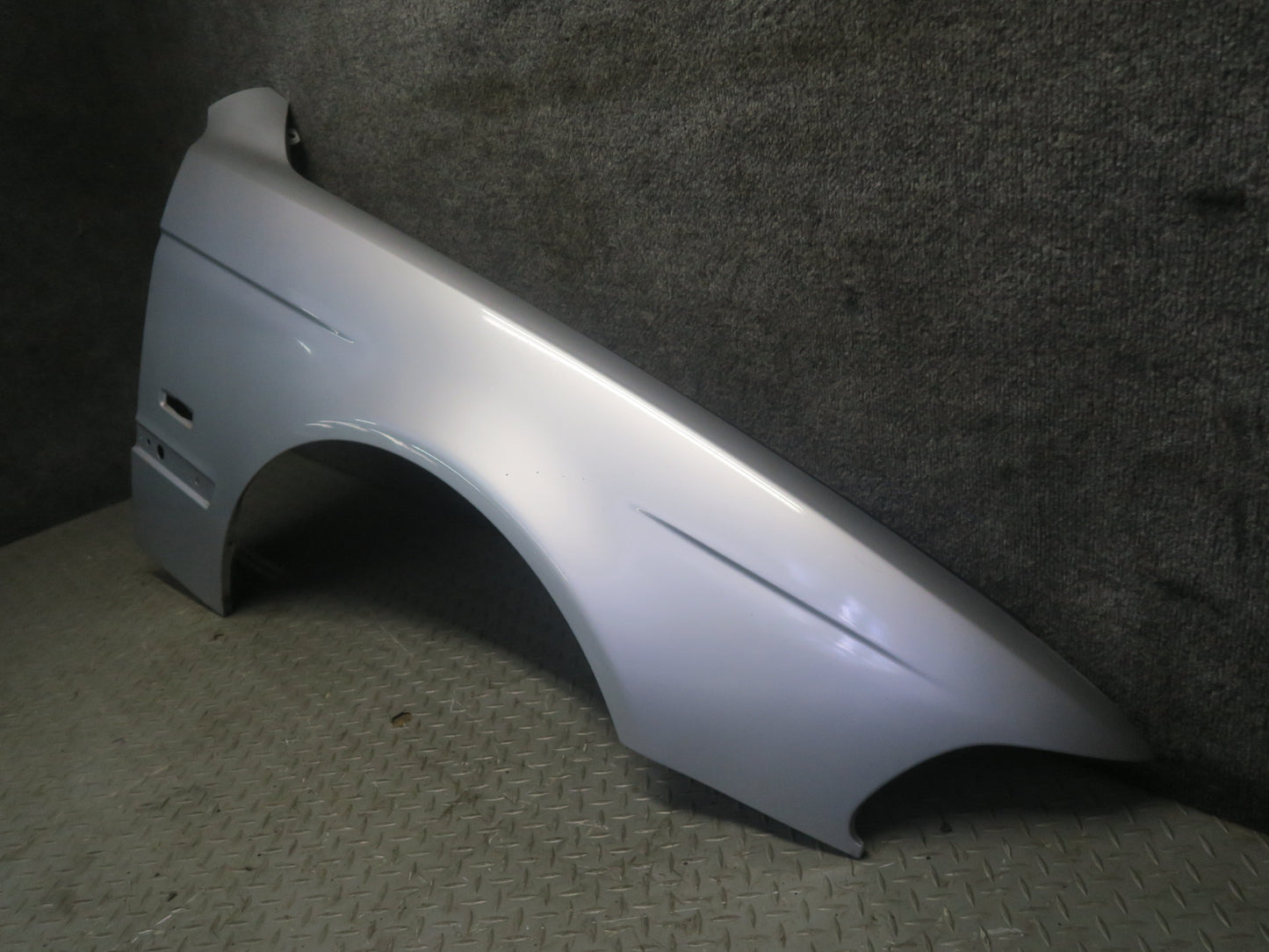97-03 BMW E39 540i Front Right Fender Sheel Cover Panel Arctic Silver OEM