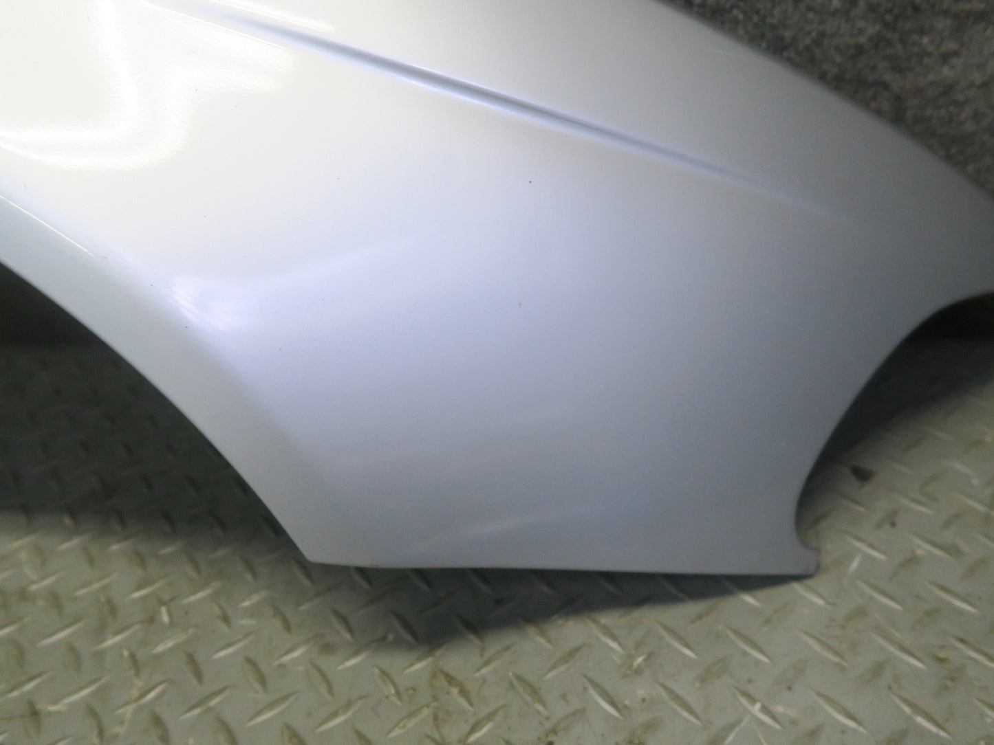 97-03 BMW E39 540i Front Right Fender Sheel Cover Panel Arctic Silver OEM