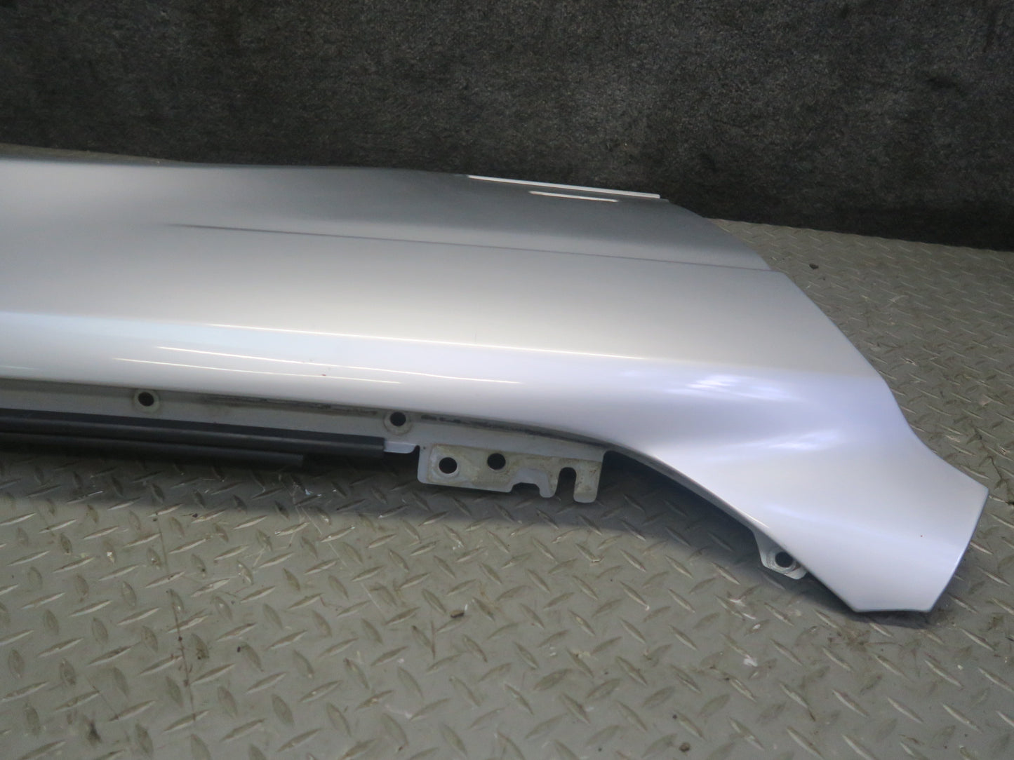 97-03 BMW E39 540i Front Right Fender Sheel Cover Panel Arctic Silver OEM