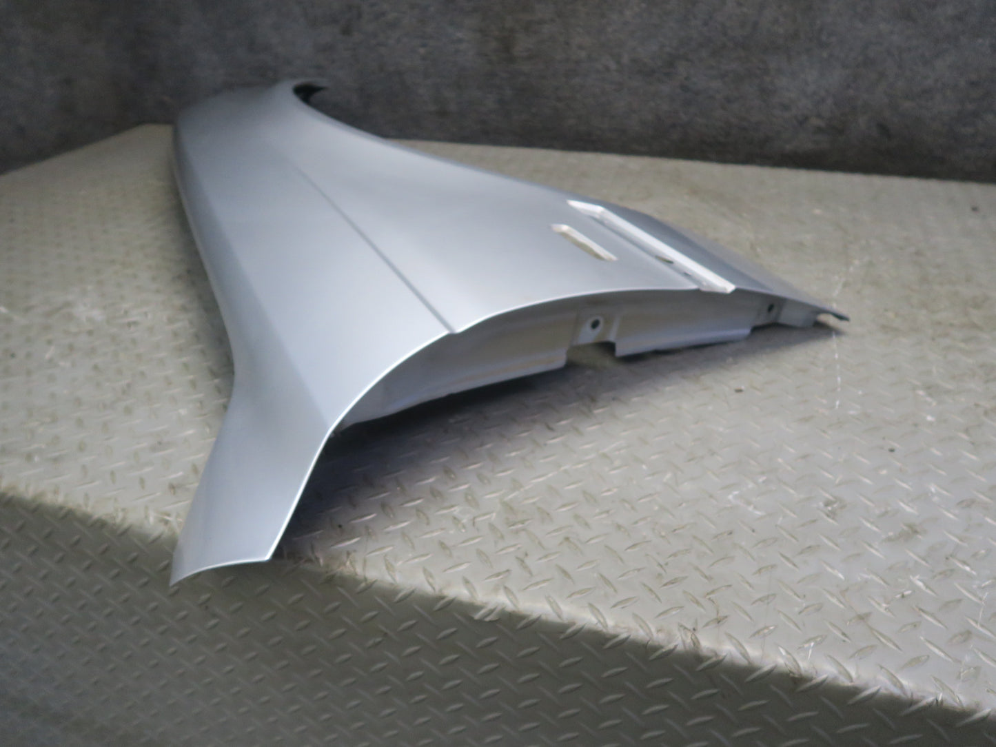 97-03 BMW E39 540i Front Right Fender Sheel Cover Panel Arctic Silver OEM