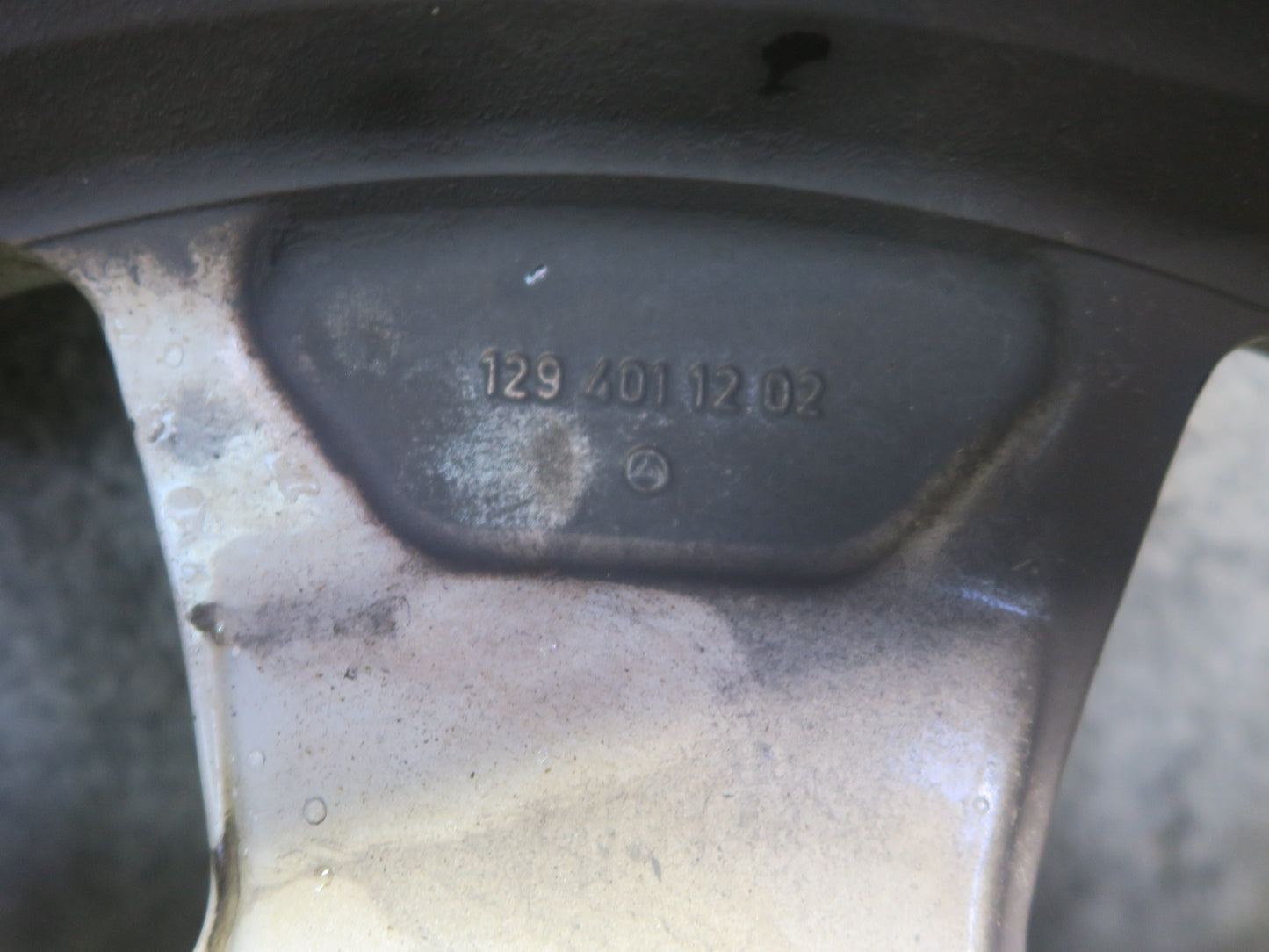 94-02 Mercedes R129 Sl-class  Alloy R17" Wheel Rim 17x8.25 ET34 1294011202 OEM