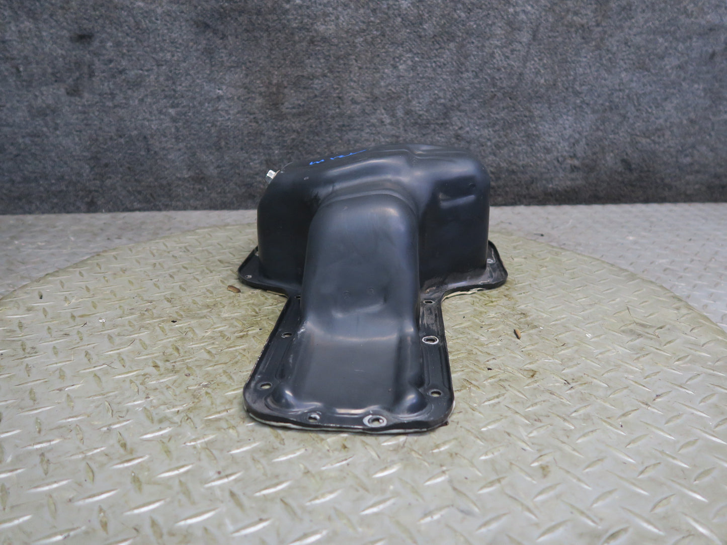 00-05 Toyota MR2 Spyder 1ZZFE Engine Motor Lower Oil Pan OEM