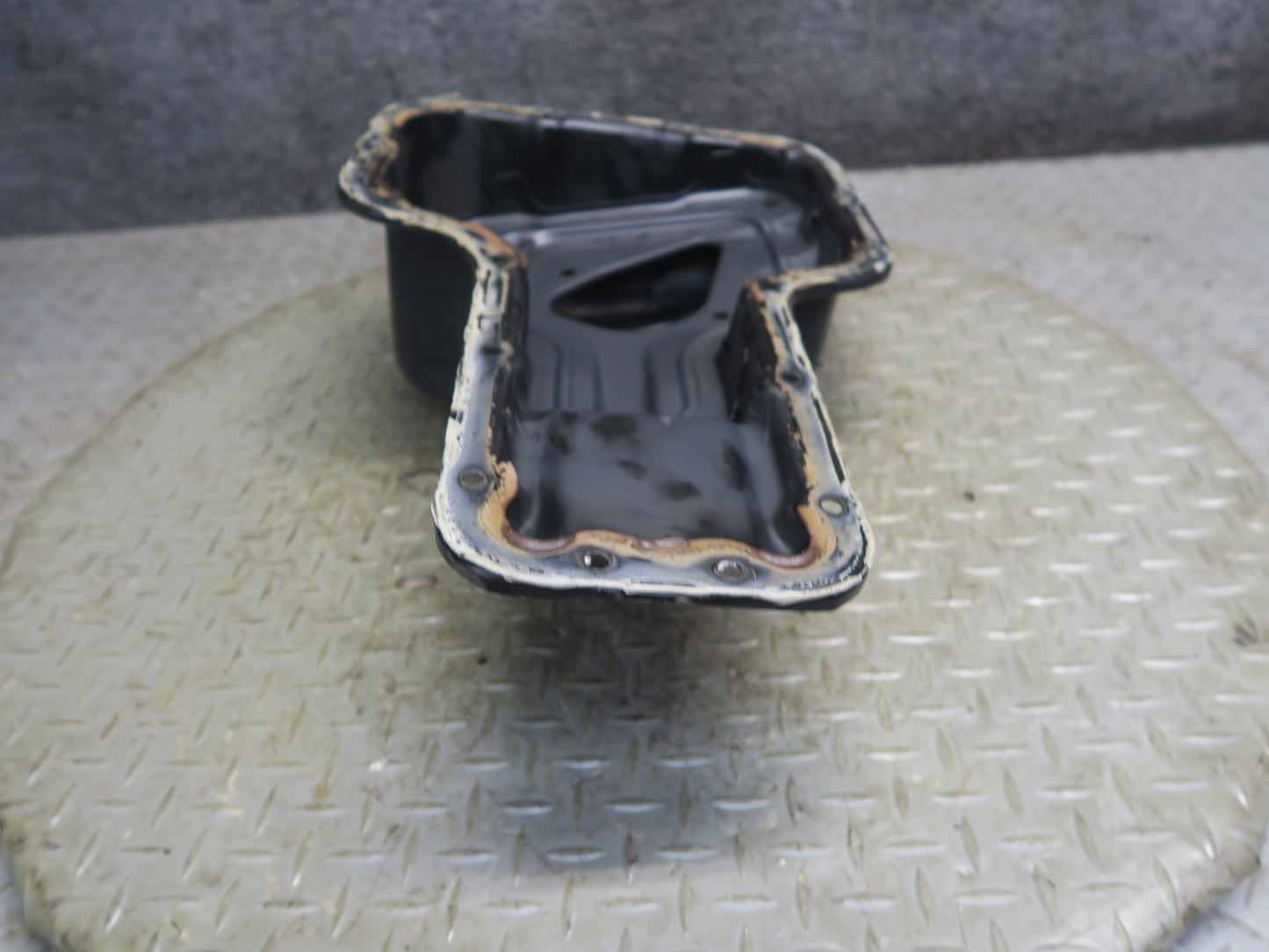 00-05 Toyota MR2 Spyder 1ZZFE Engine Motor Lower Oil Pan OEM
